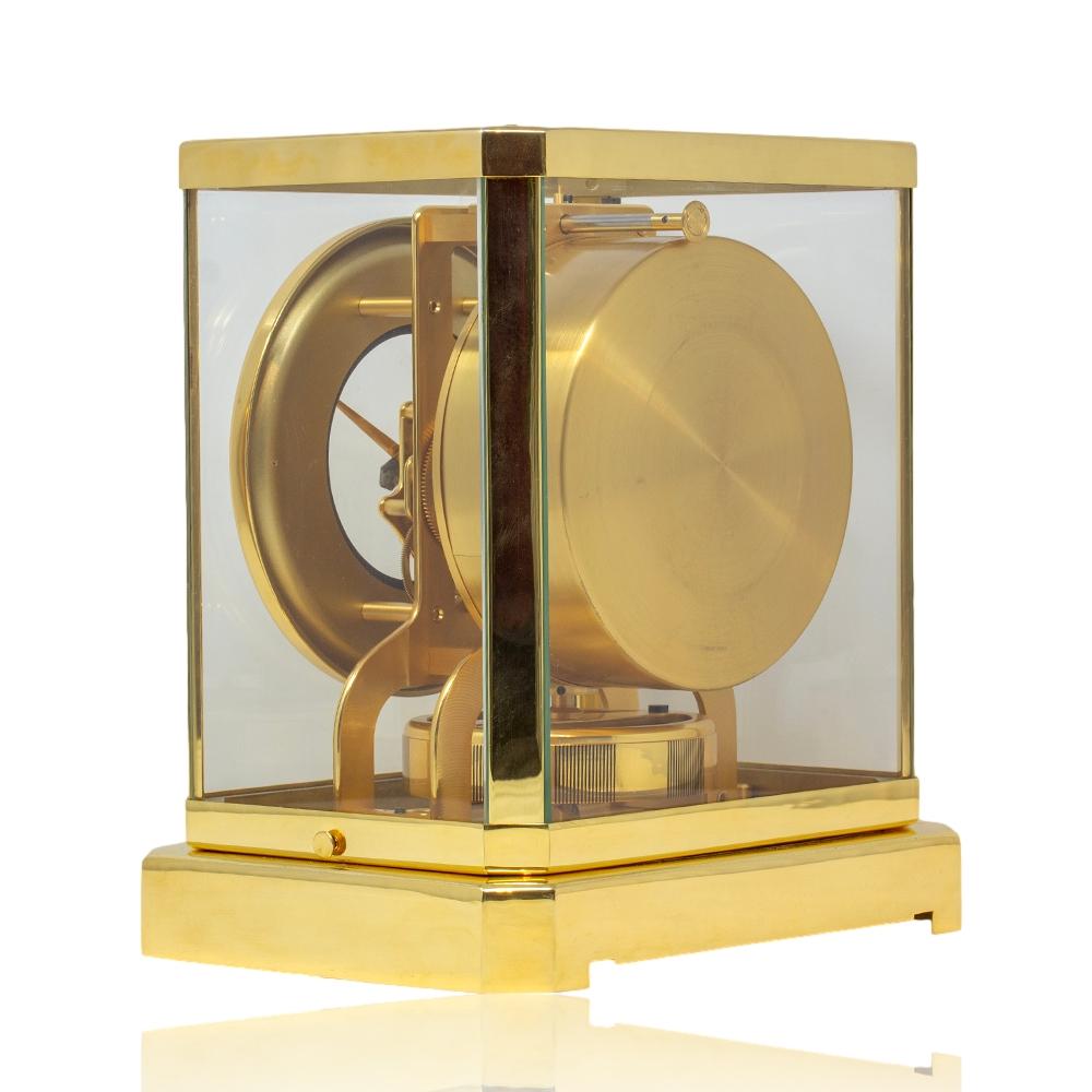 20ième siècle Horloge Atmos Jaeger-LeCoultre avec cadran argenté en vente