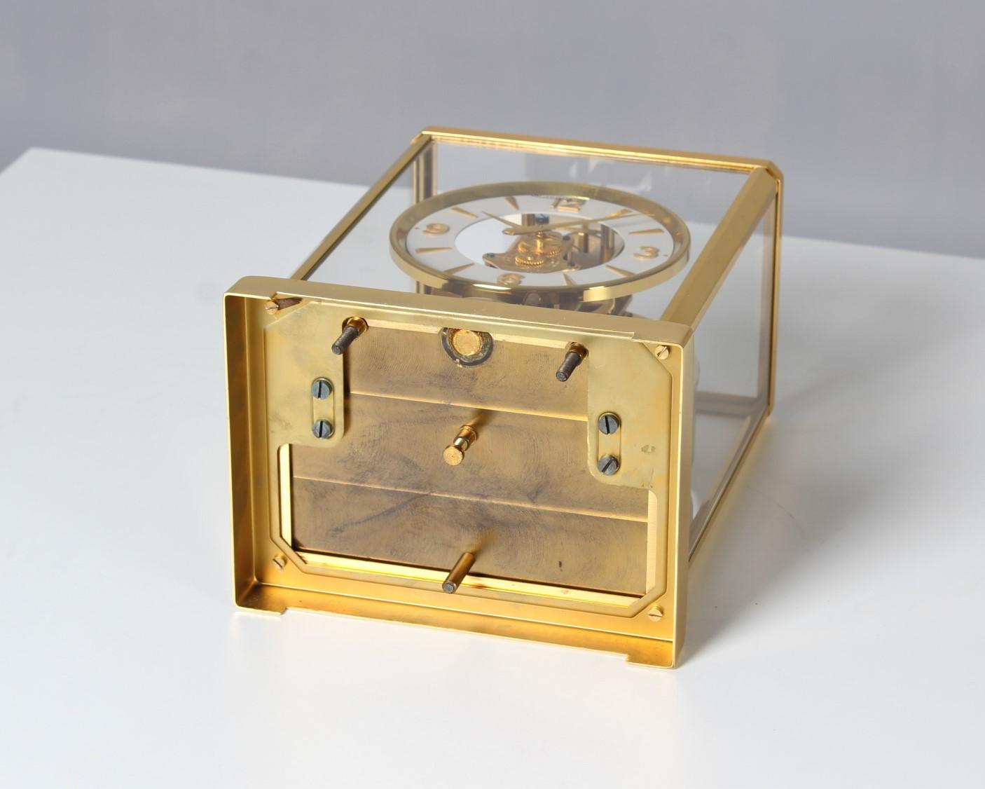 Jaeger LeCoultre, Atmos Clock v Classique from 1955 3