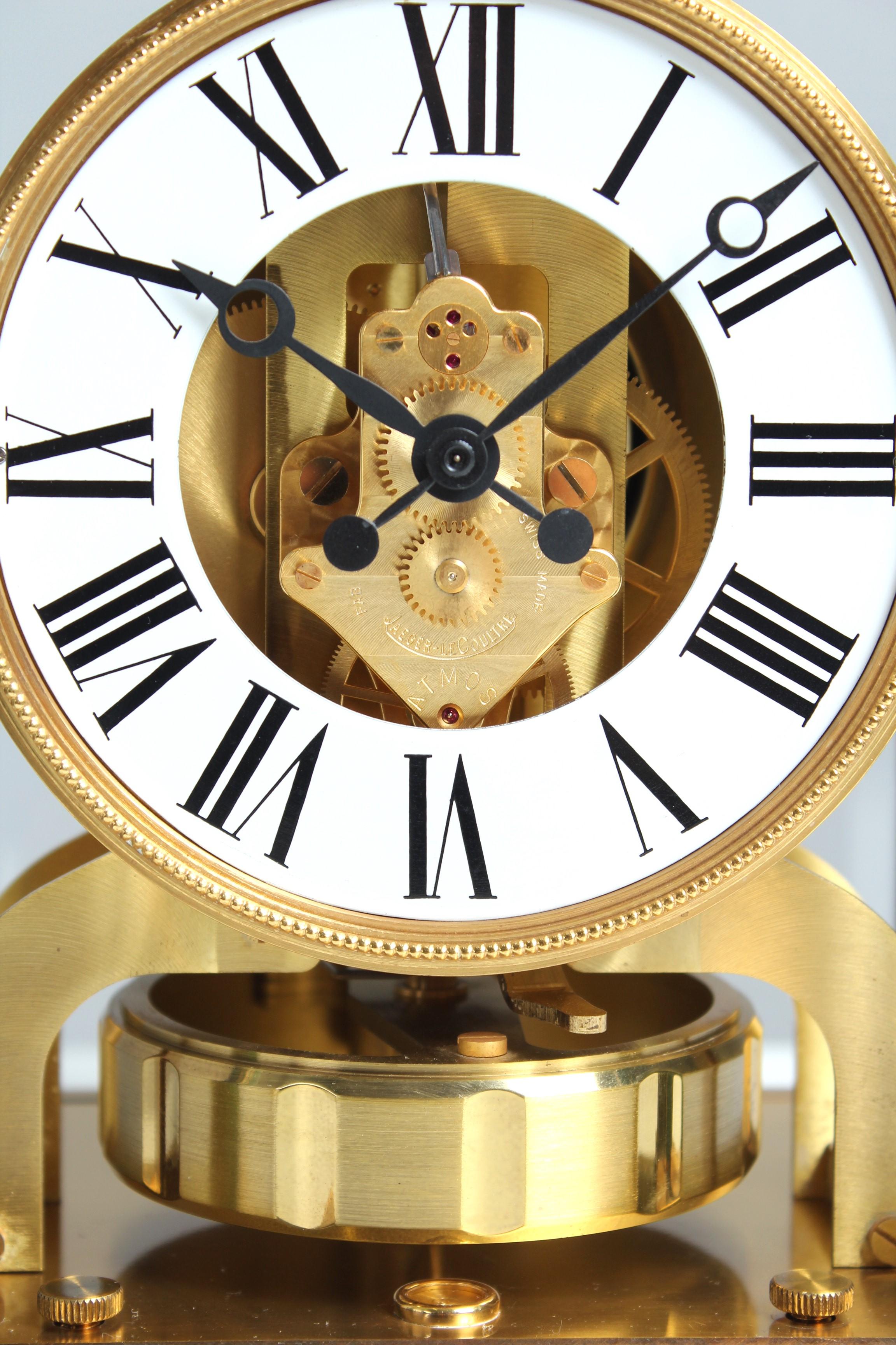 Mid-Century Modern Horloge Atmos de Jaeger LeCoultre, Vendome de 1962 en vente