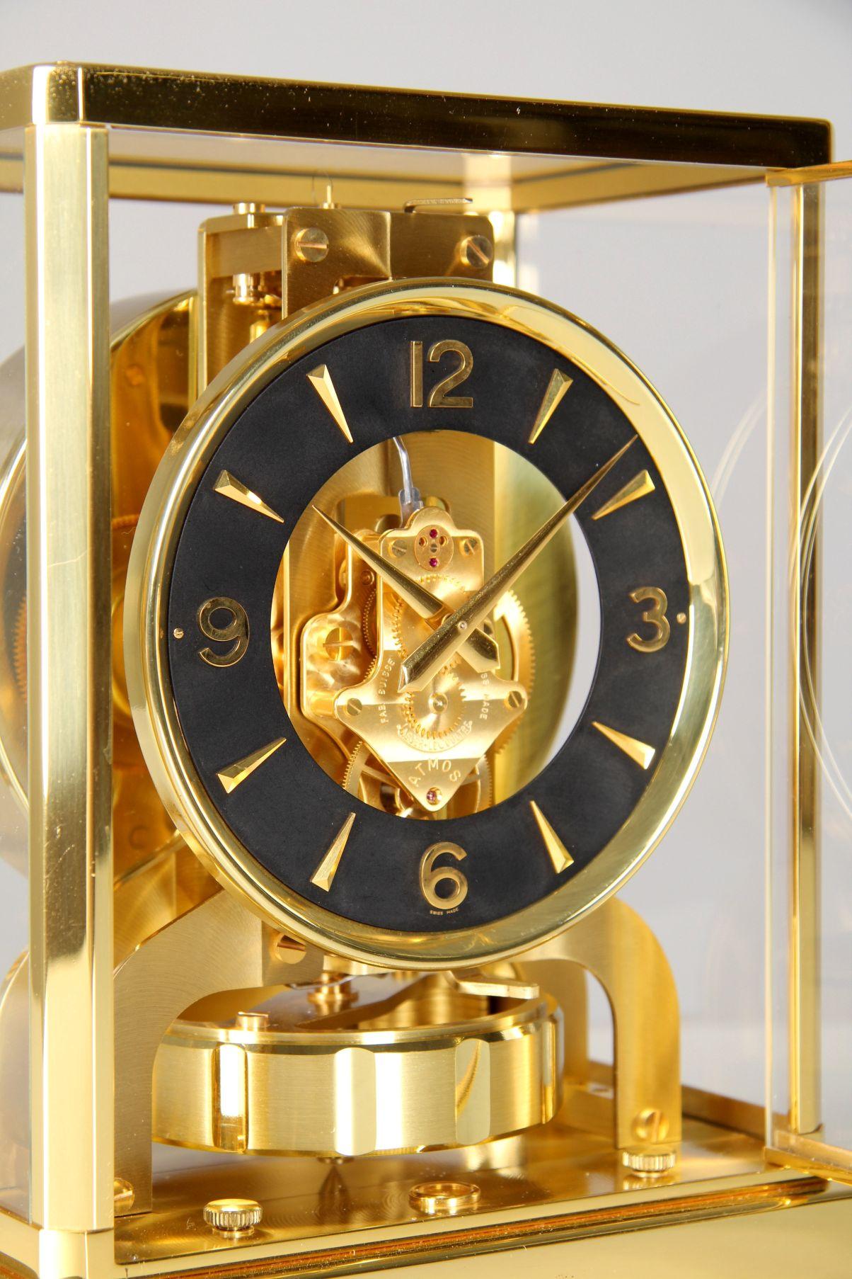 Horloge Jaeger-LeCoultre Atmos avec cadran noir, fabriquée en Suisse en 1965 Bon état - En vente à Greven, DE