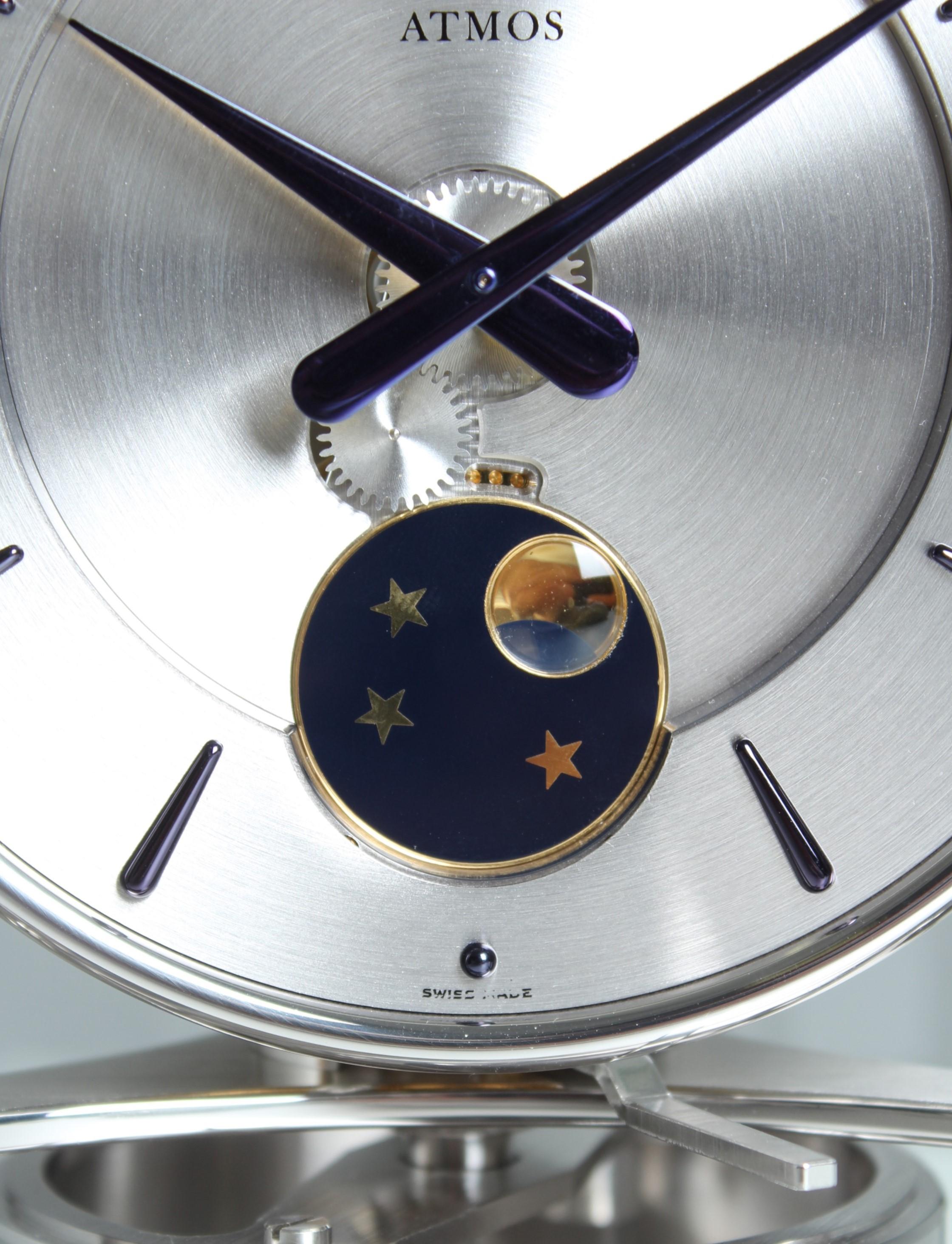 Jaeger LeCoultre, Atmos Clock with Moon Phase, Rhodium-plated with Wall Console In Good Condition In Greven, DE