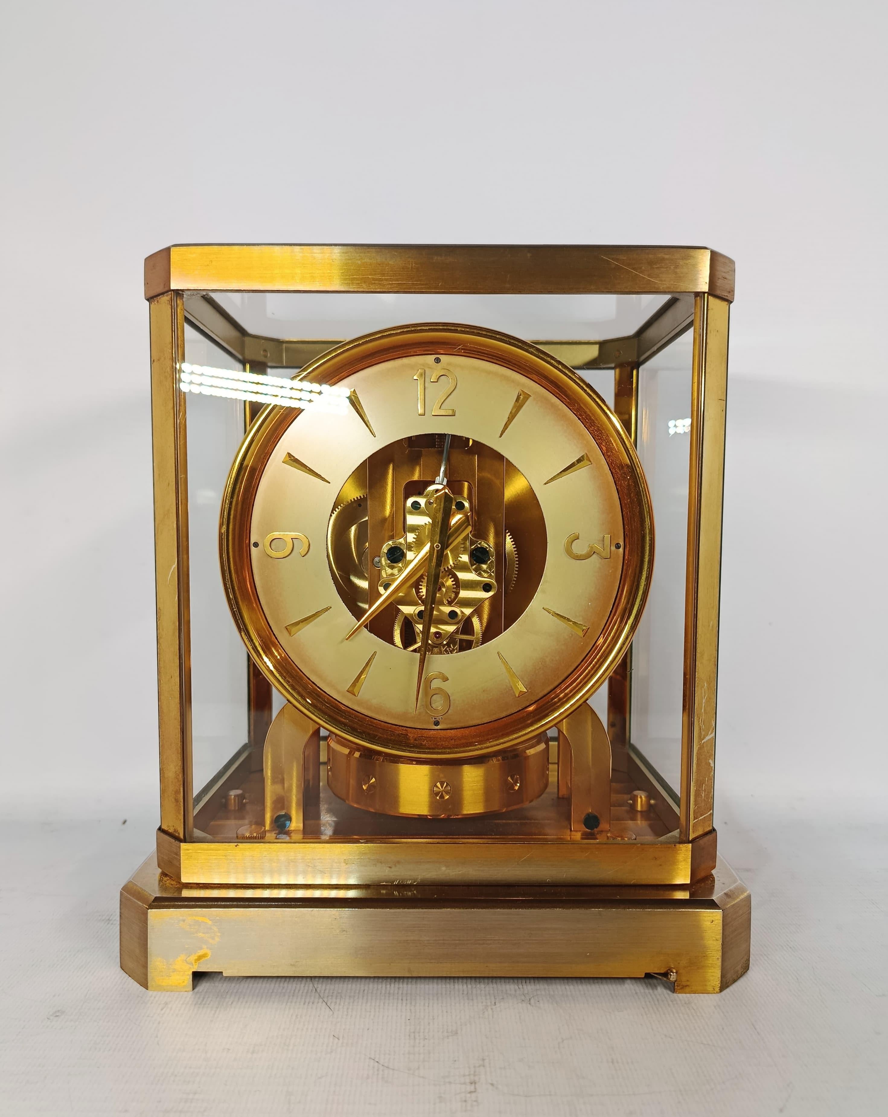 Mid-20th Century Jaeger-LeCoultre Atmos III Mid Century Swiss Clock Caliber 526 For Sale