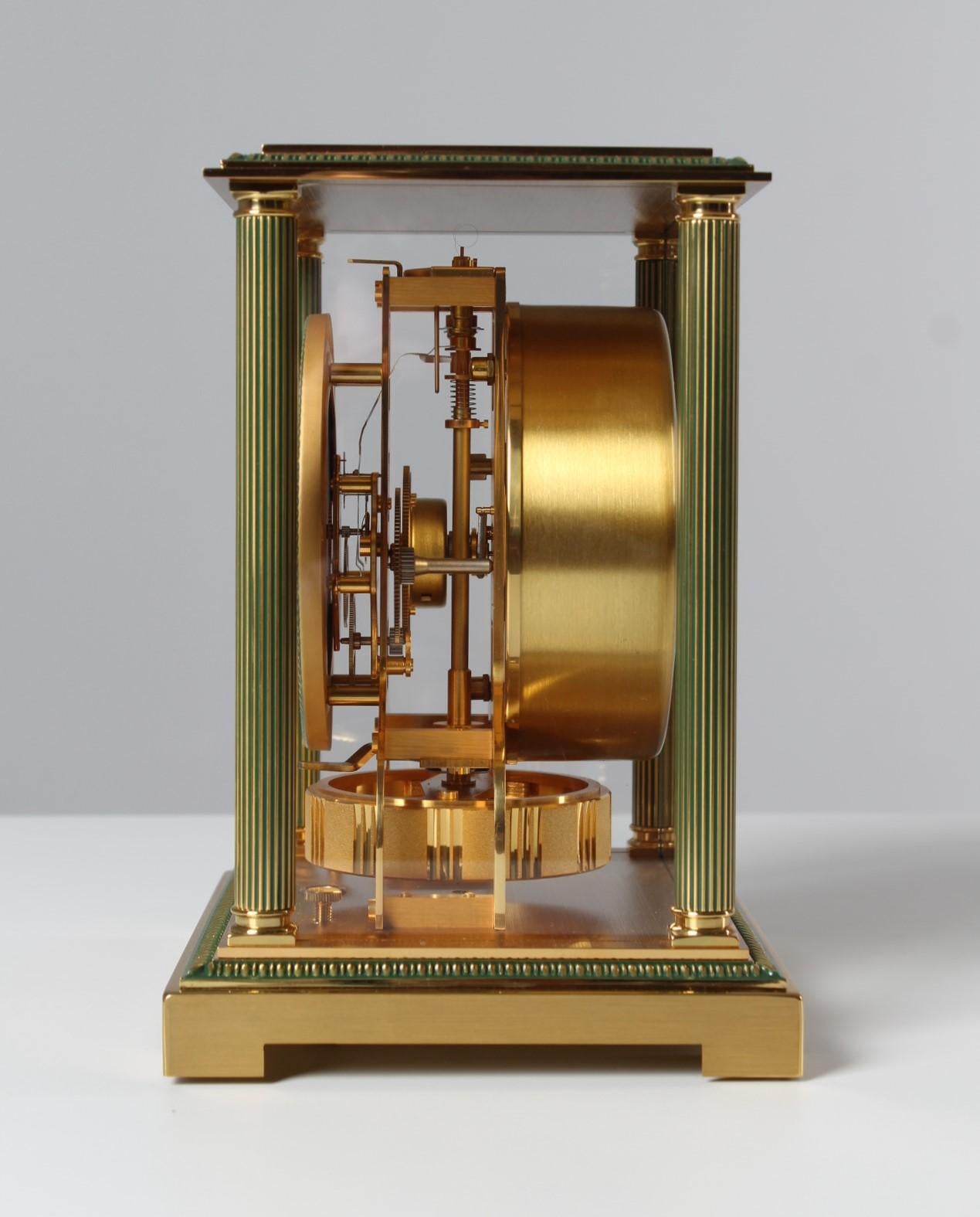 Jaeger LeCoultre, Atmos Vendome, Manufactured 1982, Fullset with Box and Papers 6