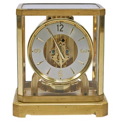 Orologi da tavolo e orologi da scrivania moderni del Mid-Century