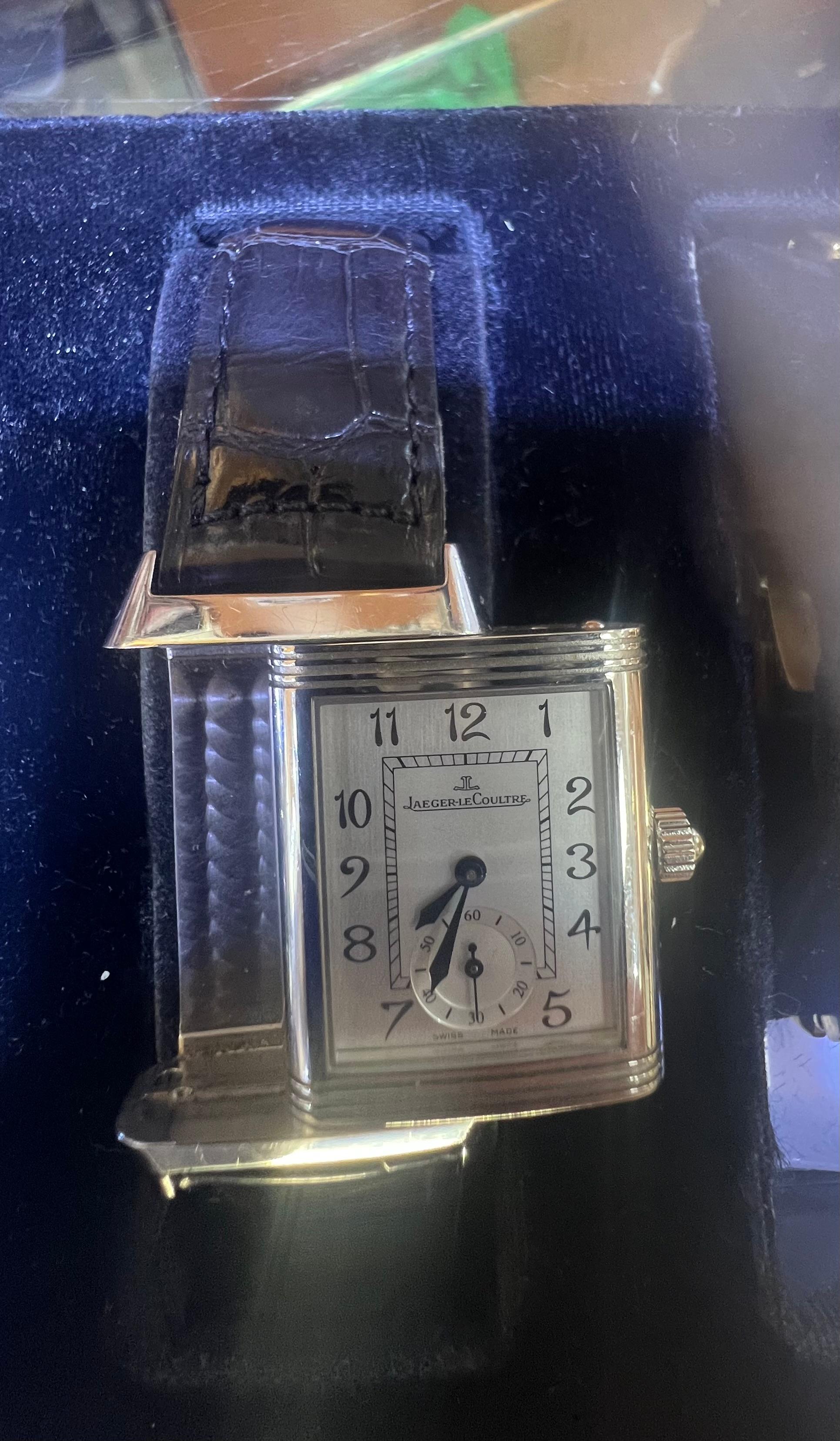 Jaeger Lecoultre Damenarmbanduhr Dual Reverso mit Diamanten im Zustand „Hervorragend“ in New York, NY