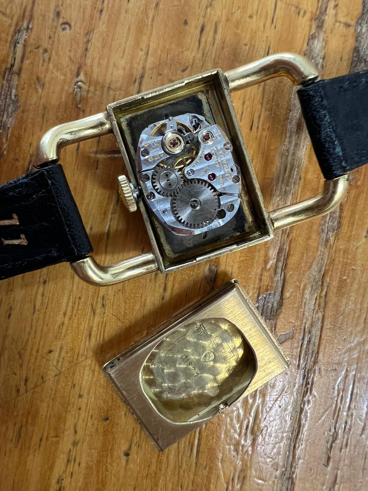 Jaeger-LeCoultre Értier Luchetto 18K Gold, Onyx Zifferblatt, Steigbügelösen Damenuhr 2