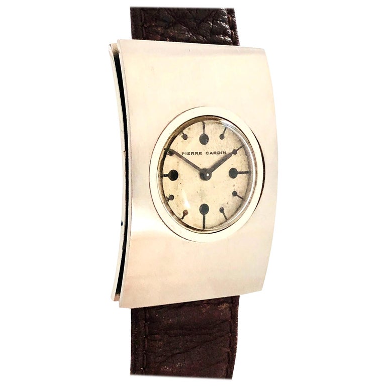 Jaeger LeCoultre für Pierre Cardin 1970er Jahre Große mechanische  Stahlarmbanduhr im Angebot bei 1stDibs