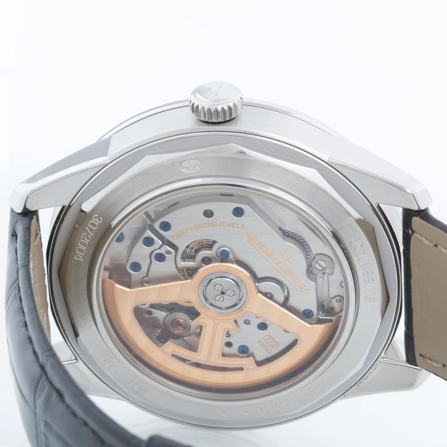 Jaeger LeCoultre Geophysic Universal Time Stainless Steel Men's Watch Ref Q81084 For Sale 1