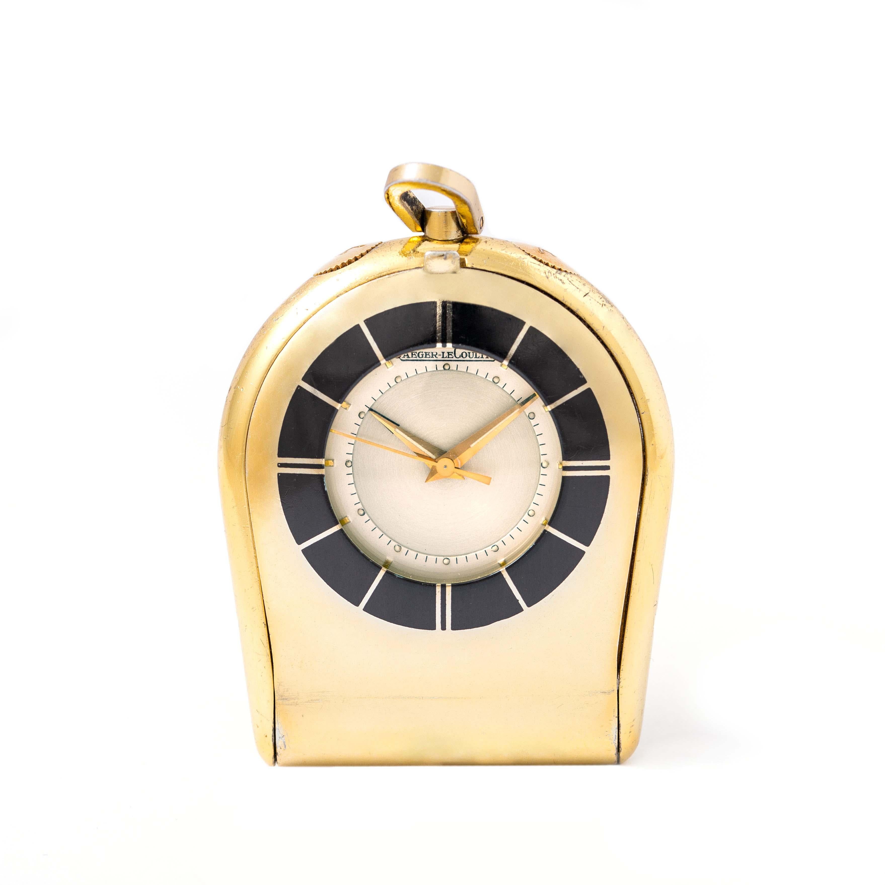 Jaeger-LeCoultre. Gold-plated pocket watch. Signed and numbered. 
Original Jaeger-Lecoultre pouch.
We do not guarantee the movements are working.
Scratches. Length: 4.60 centimeters. Width: 3.60 centimeters. 
Total weight: 40.94 grams.

We do not
