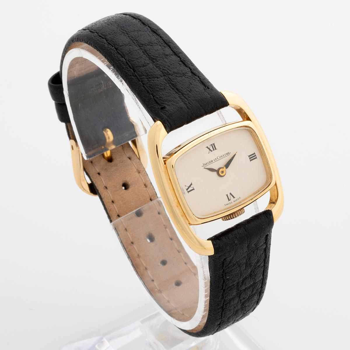 Our vintage and rare manually wound Jaeger-LeCoultre ladies Etrier features an 18k yellow gold case (25 x 28mm) and is fitted with a quality leather strap and tang buckle. We date our Jaeger-LeCoultre to c.1970. Etrier references are famed for their