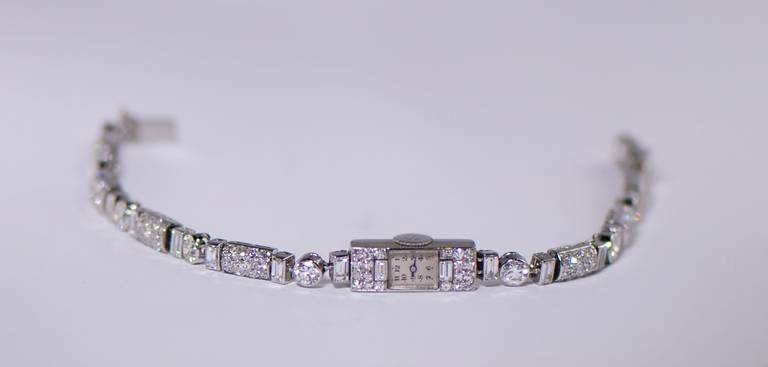 Art Deco Jaeger-LeCoultre Ladies Platinum Diamond Set Bracelet Wristwatch For Sale