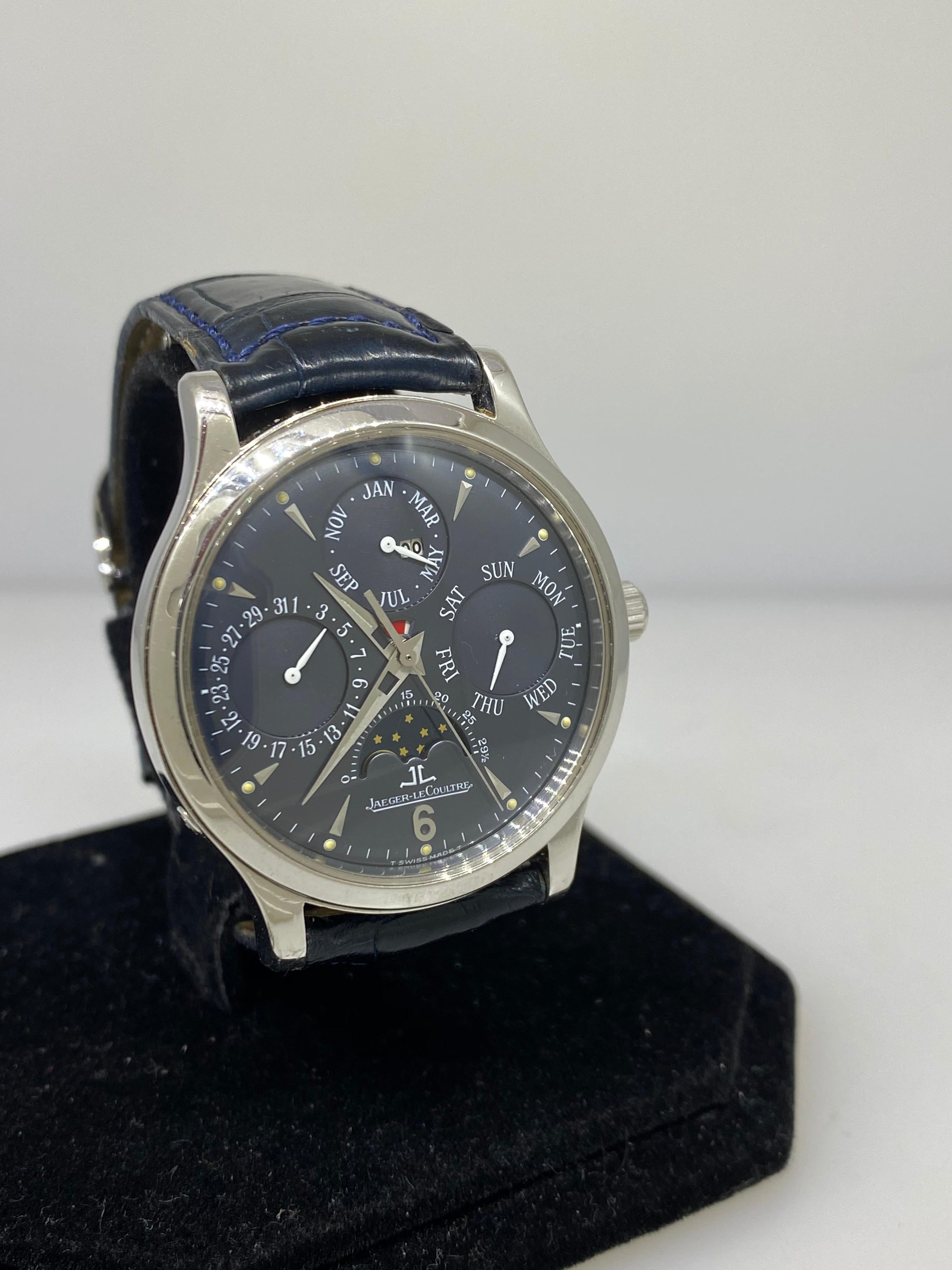 Jaeger LeCoultre Master Control Platinum Perpetual Calendar Men's Watch 140.6.80 In Excellent Condition For Sale In New York, NY