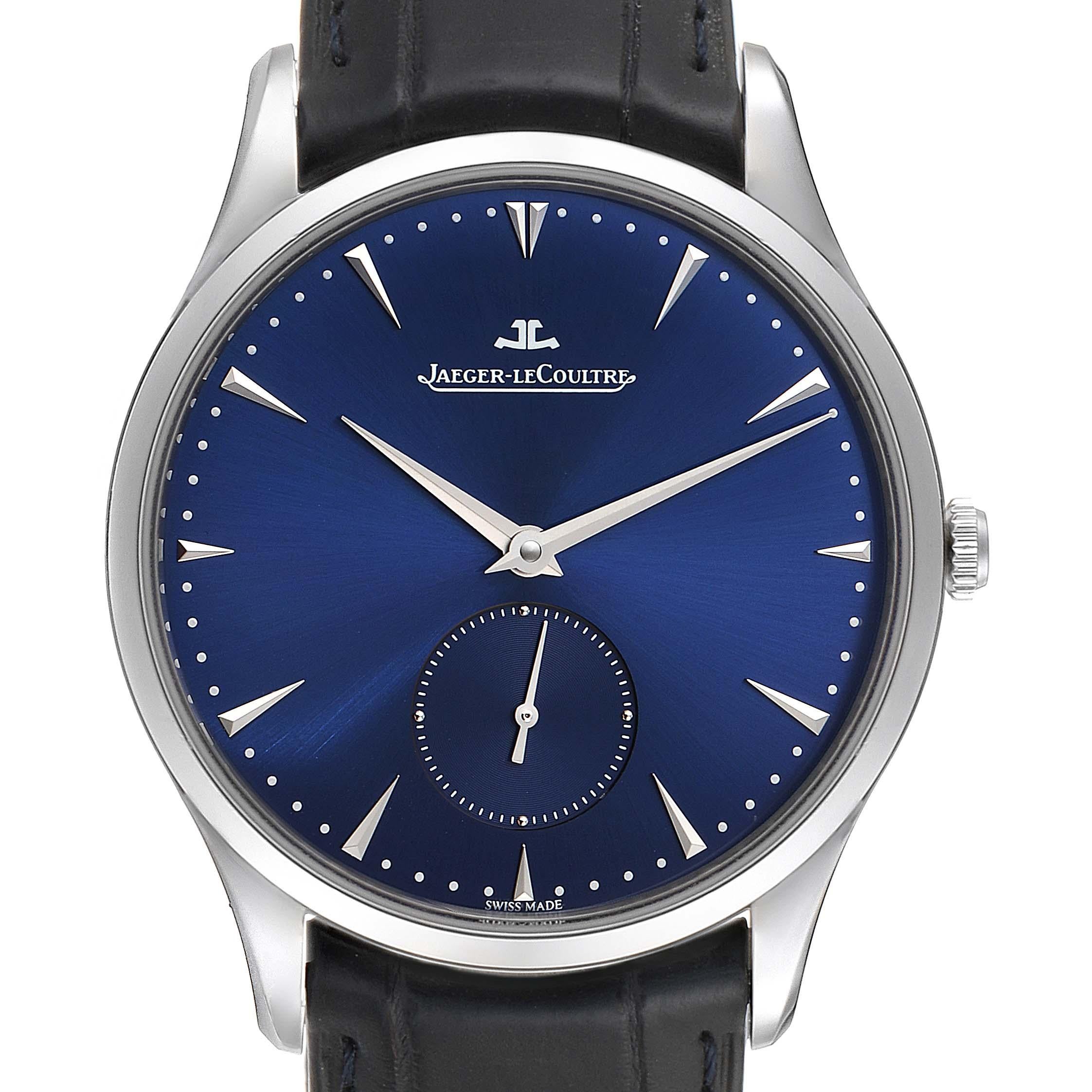 aeger Lecoultre Master Grande Ultra Thin Mens Watch 174.8.90.s Q1358480. Automatic self-winding movement. Stainless steel ultra-thin round case 40.0 mm in diameter. Curved lugs. Exhibition caseback secured by four screws. Stainless steel smooth