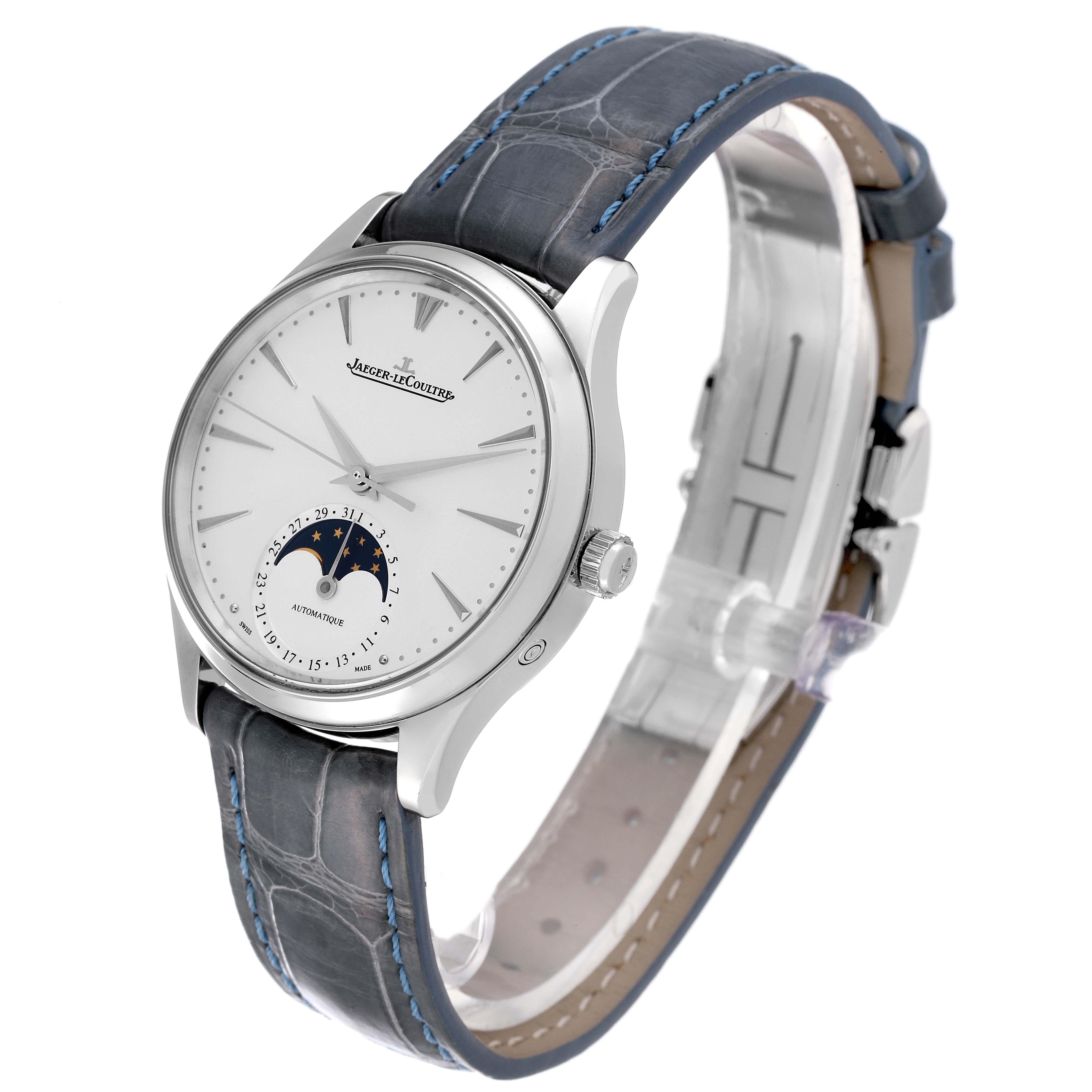 Jaeger Lecoultre Master Ultra Thin Moon Steel Montre pour hommes 145.8.64.S Q1258420 en vente 3