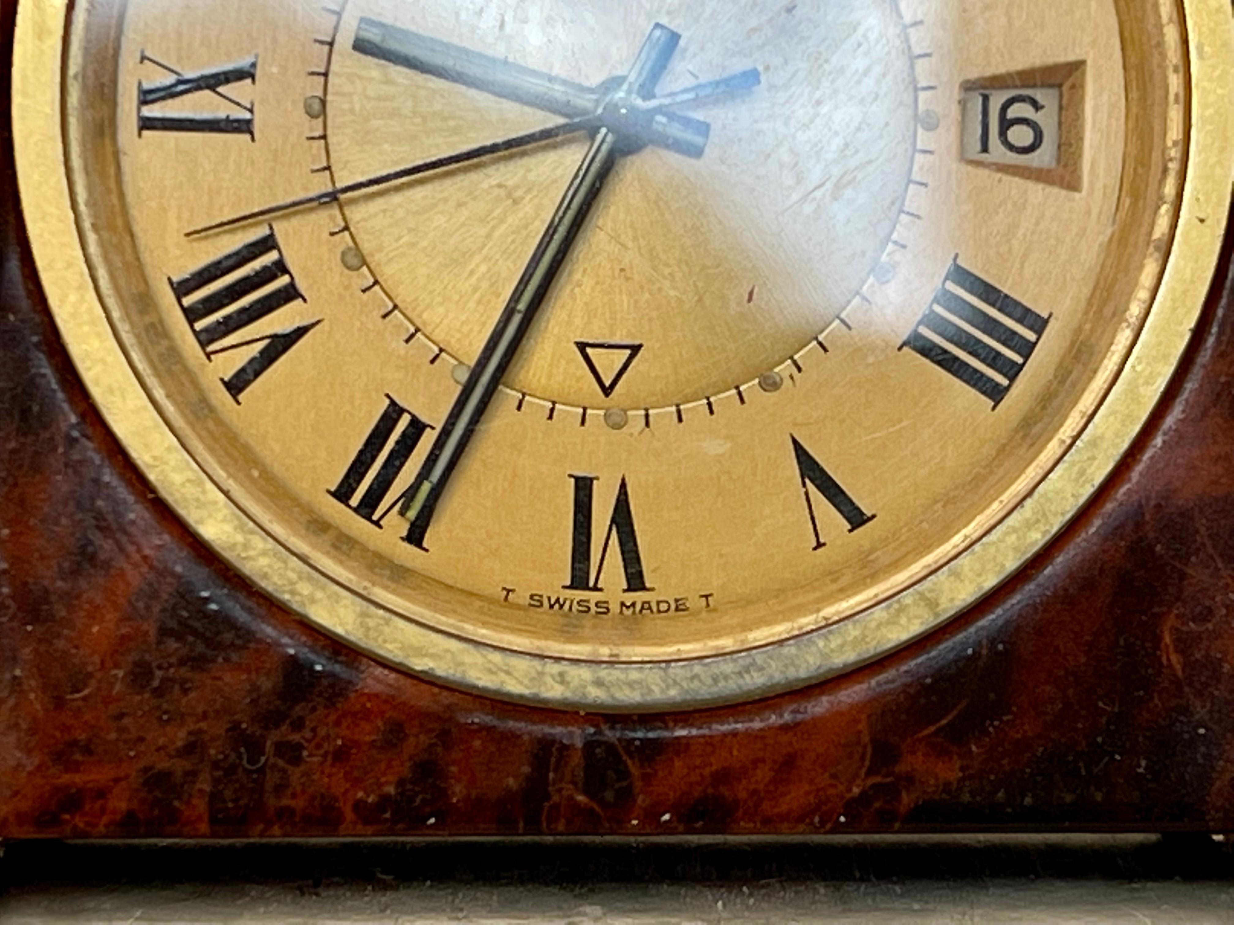 Jaeger-LeCoultre - Mémovox Mechanical Travel Clock Circa 1970 In Good Condition For Sale In Beaune, FR