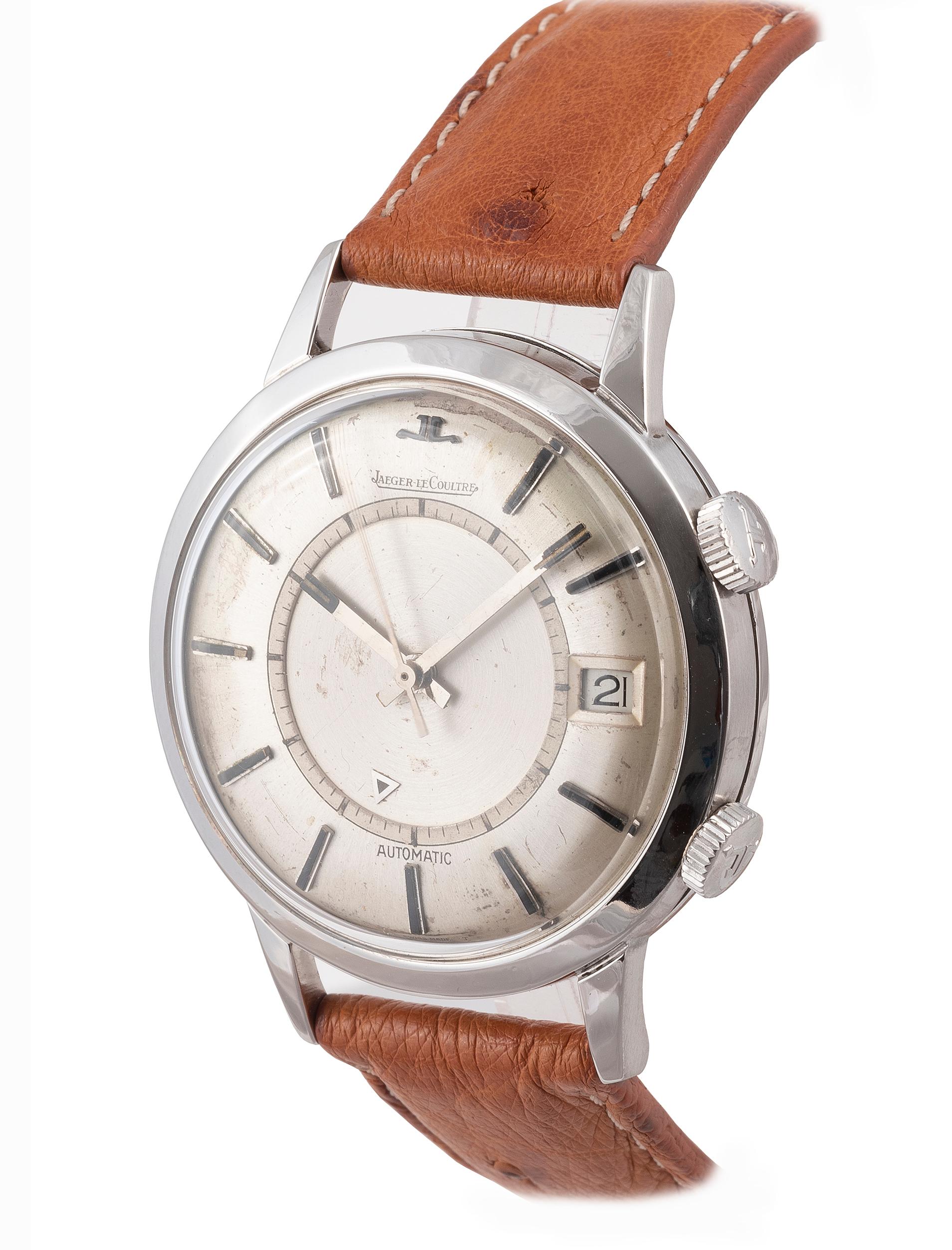 Model Memovox
Reference E855
Year 1968
Movement No.2028306
Calibre  K825
Material Stainless steel
Bracelet Leather
Buckle: Jaeger Lecoultre steel
Diameter 37 mm
Signature Dial, case, movement
Fine stainless steel self winding alarm wristwatch with