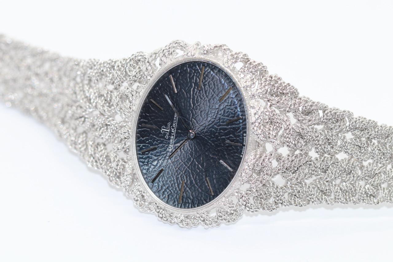 Jaeger LeCoultre, Oval geformte Damenarmbanduhr aus 18 Karat Weißgold 11