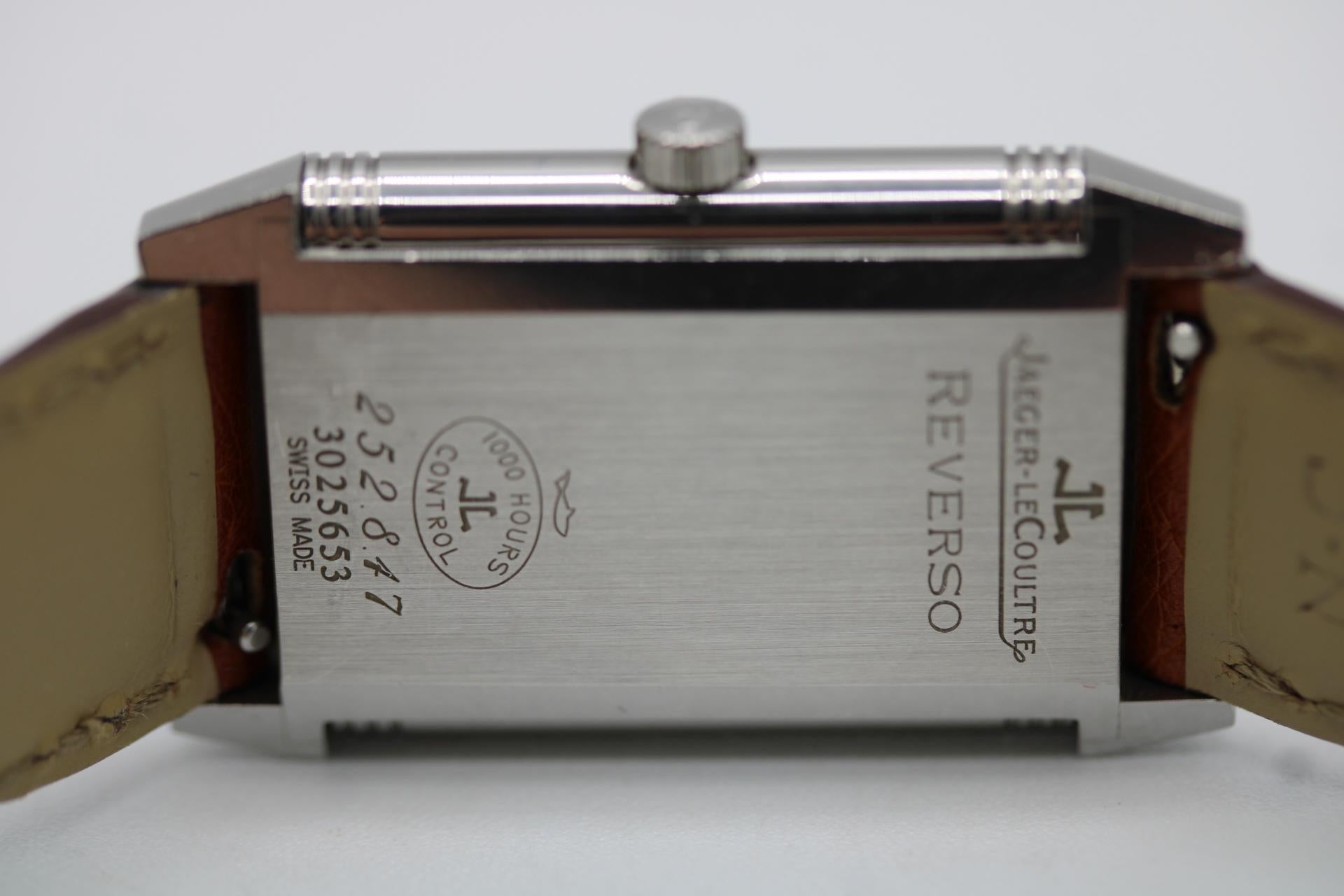 Jaeger-LeCoultre Reverso Classique 252.8.47 3
