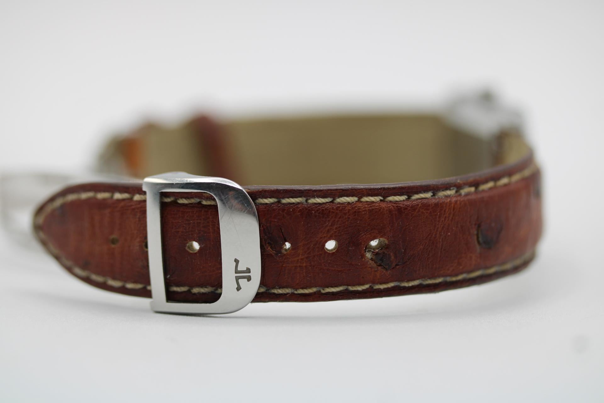 Jaeger-LeCoultre Reverso Classique 252.8.47 5