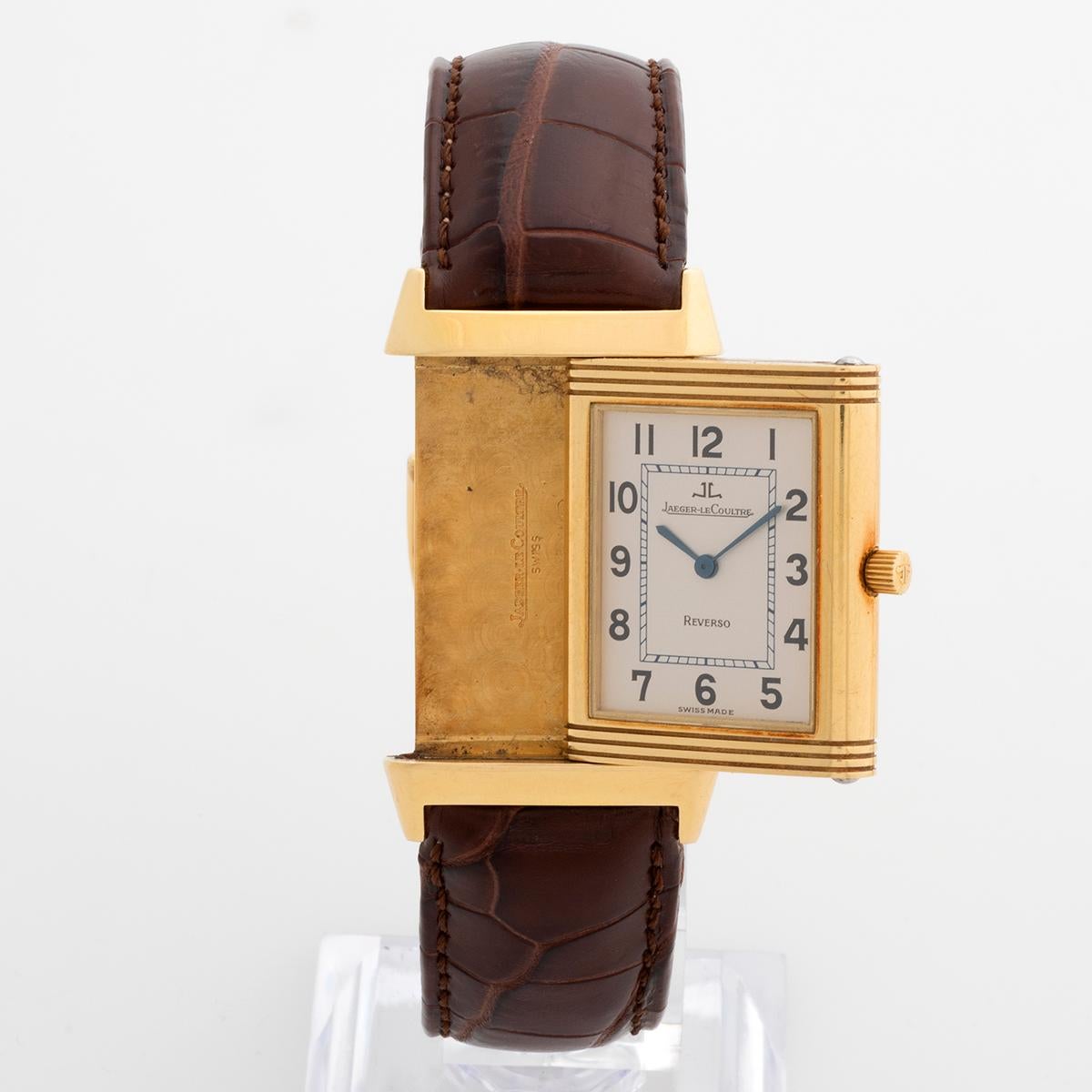 Jaeger-LeCoultre Reverso classique quartz, 18 Karat Gelbgold, um 2000 für Damen oder Herren im Angebot