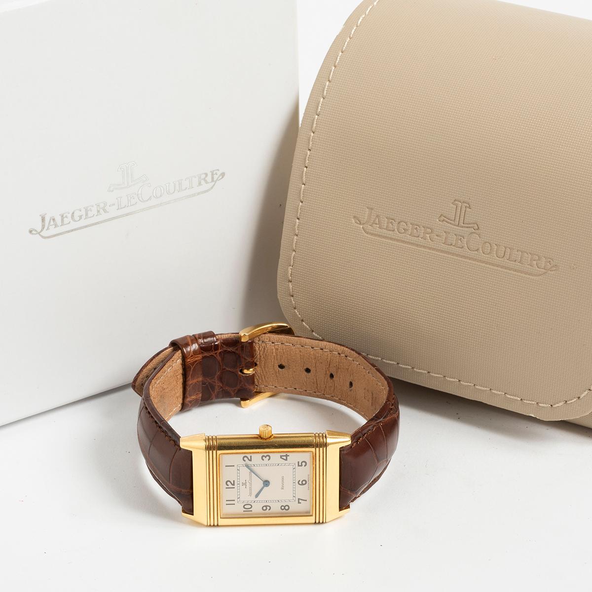 Jaeger-LeCoultre Reverso classique quartz, 18 Karat Gelbgold, um 2000 im Angebot 4