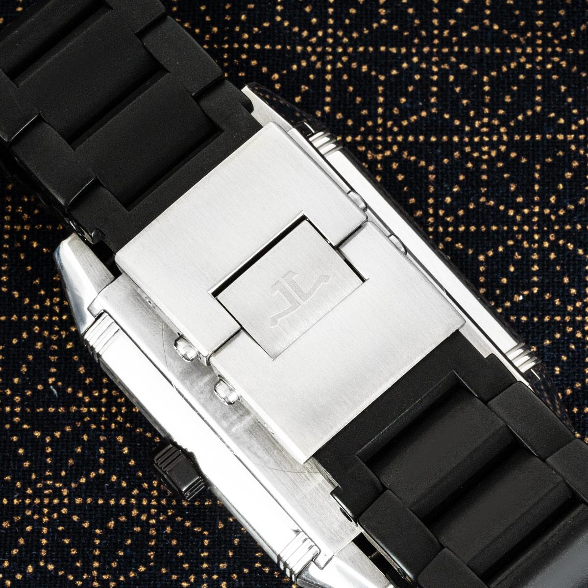 Jaeger-LeCoultre Reverso Squadra Hometime 230.8.77 5
