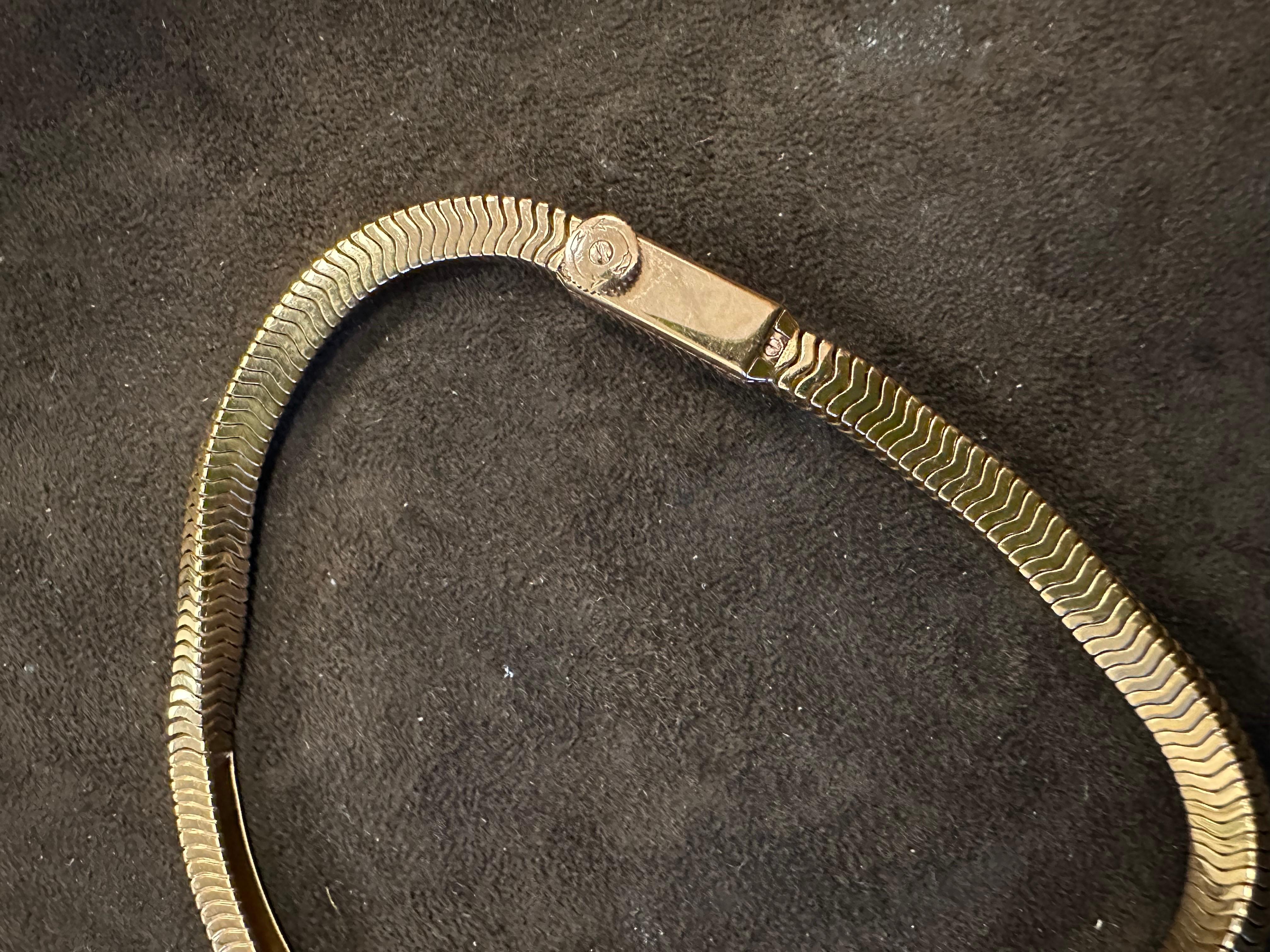 Mouvement mécanique, montre-bracelet rétro à chaîne en or rose 18 carats de Jaeger-LeCoultre. Le calibre 101, leur plus petit mouvement à remontoir, a été introduit pour la première fois en 1929. Boucle déployante.