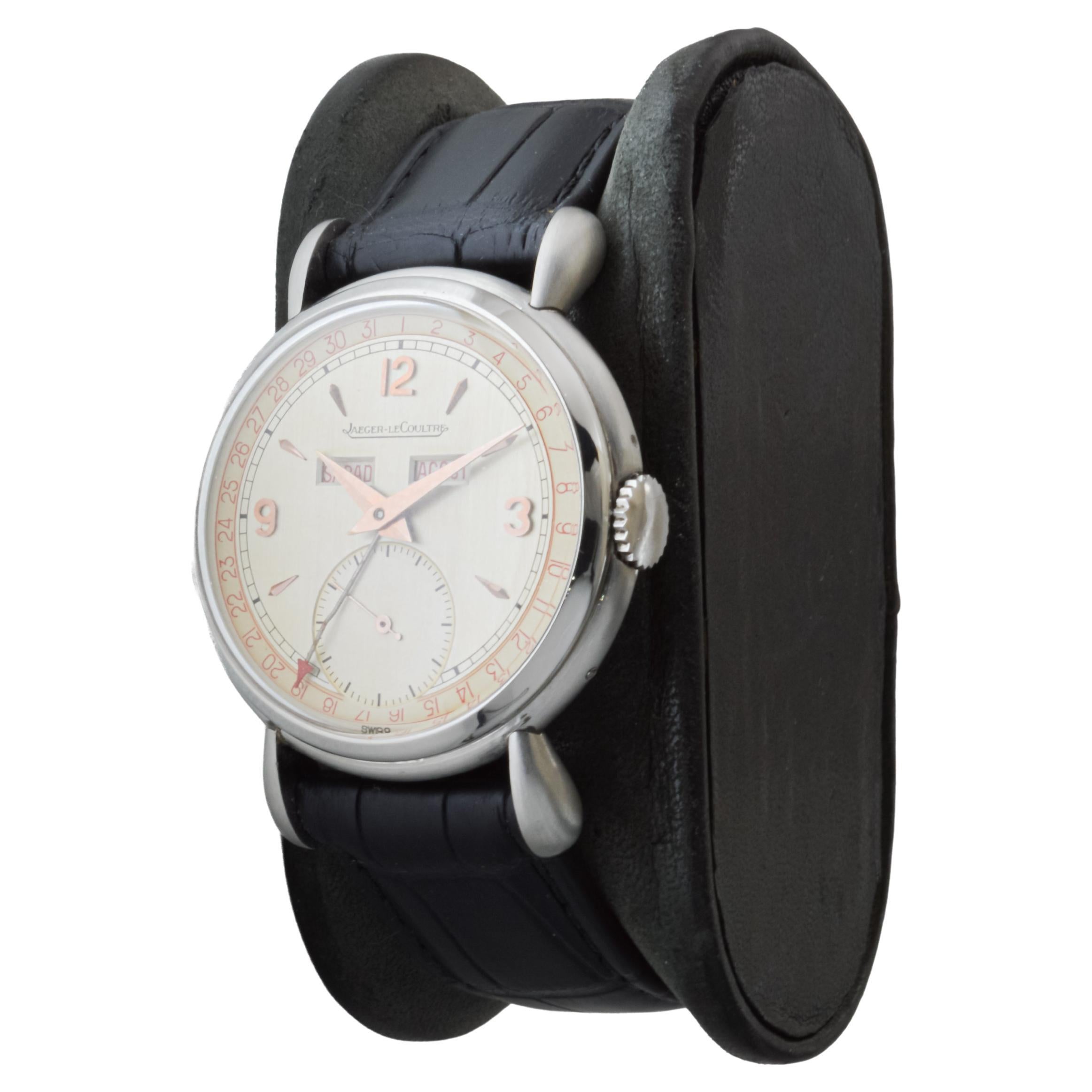 da uomo o donna Jaeger-LeCoultre in acciaio inossidabile con tripla data, quadrante originale e scatola anni '40 in vendita