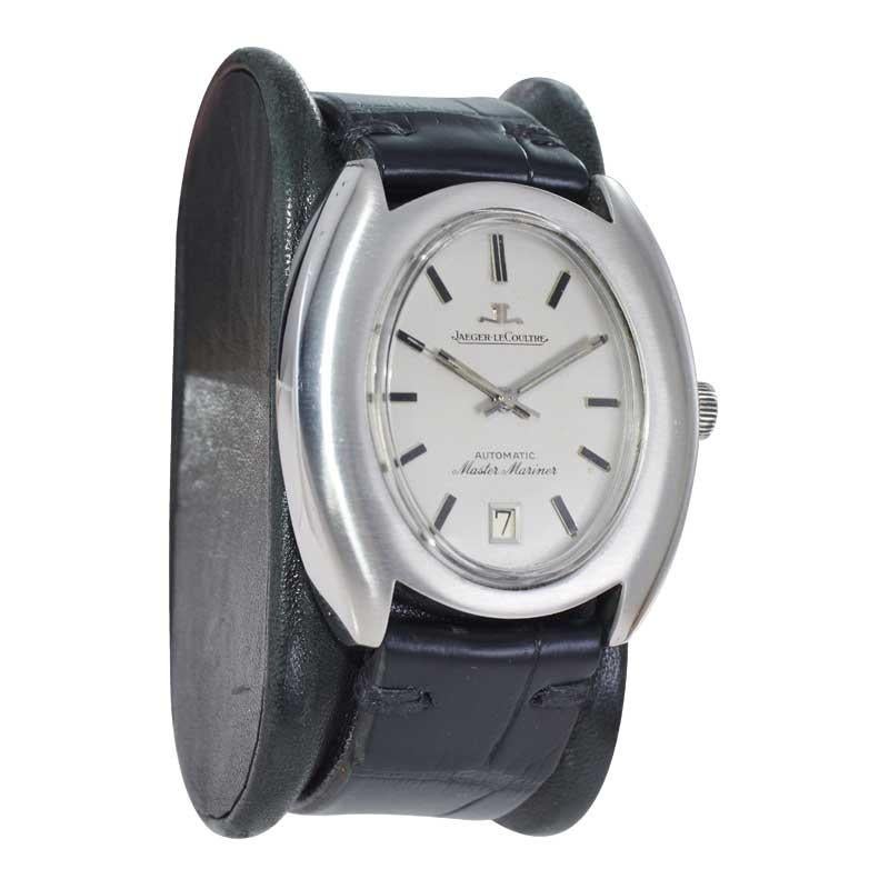 Jaeger-LeCoultre Steel circa 1960s Wristwatch with Original Dial and Bracelet For Sale 1