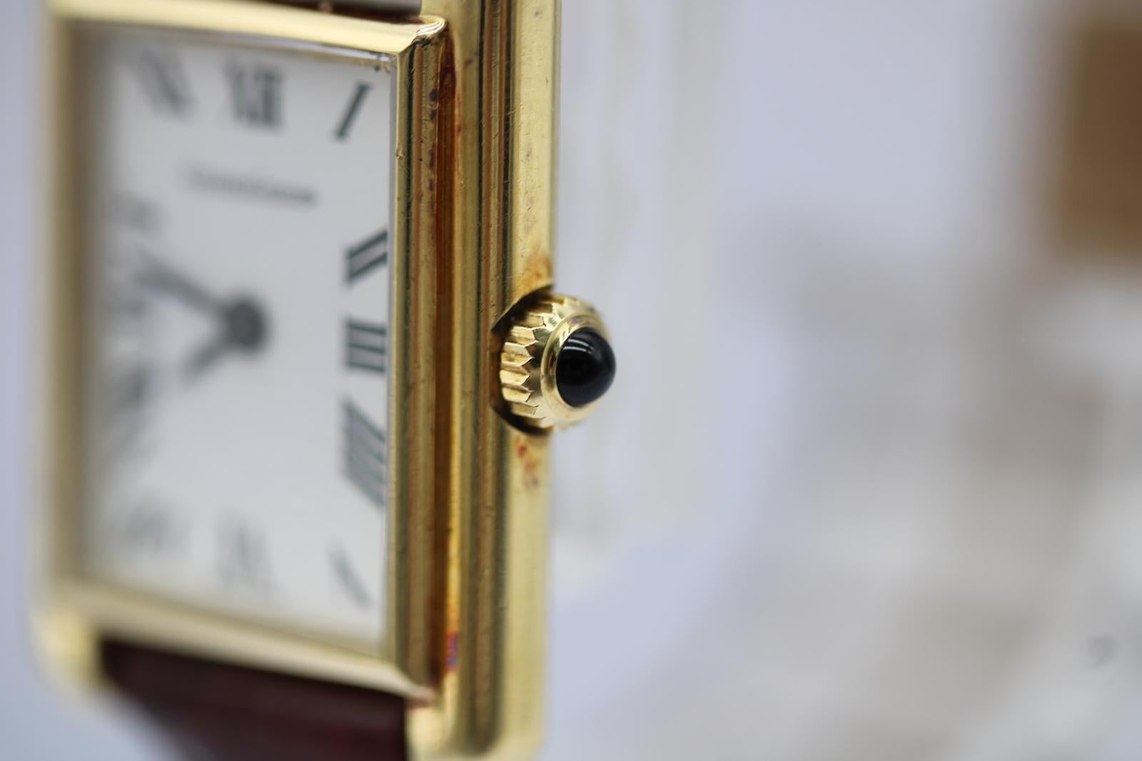 Jaeger-LeCoultre Orologio d'epoca in oro giallo 18 ct - anni '80, scatola e documenti in vendita 2