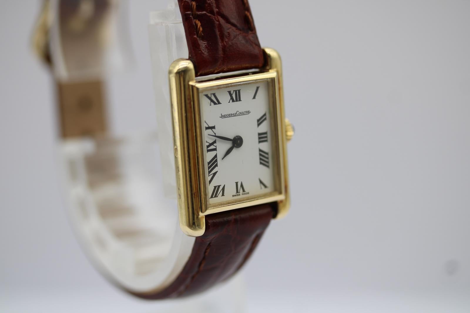 Jaeger-LeCoultre Orologio d'epoca in oro giallo 18 ct - anni '80, scatola e documenti in vendita 4