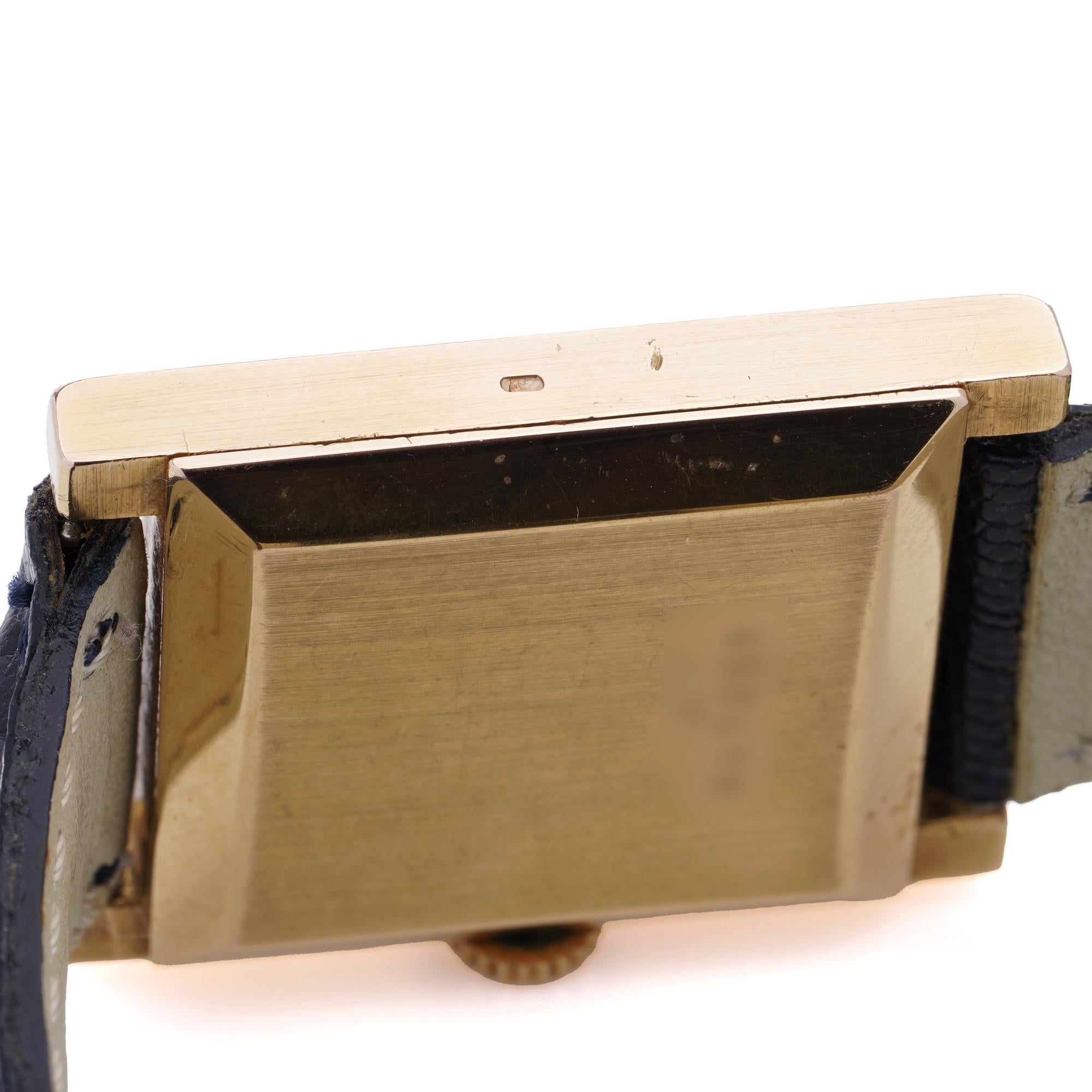 Jaeger-LeCoultre vintage 18kt Yellow Gold Manual Wristwatch For Sale 1