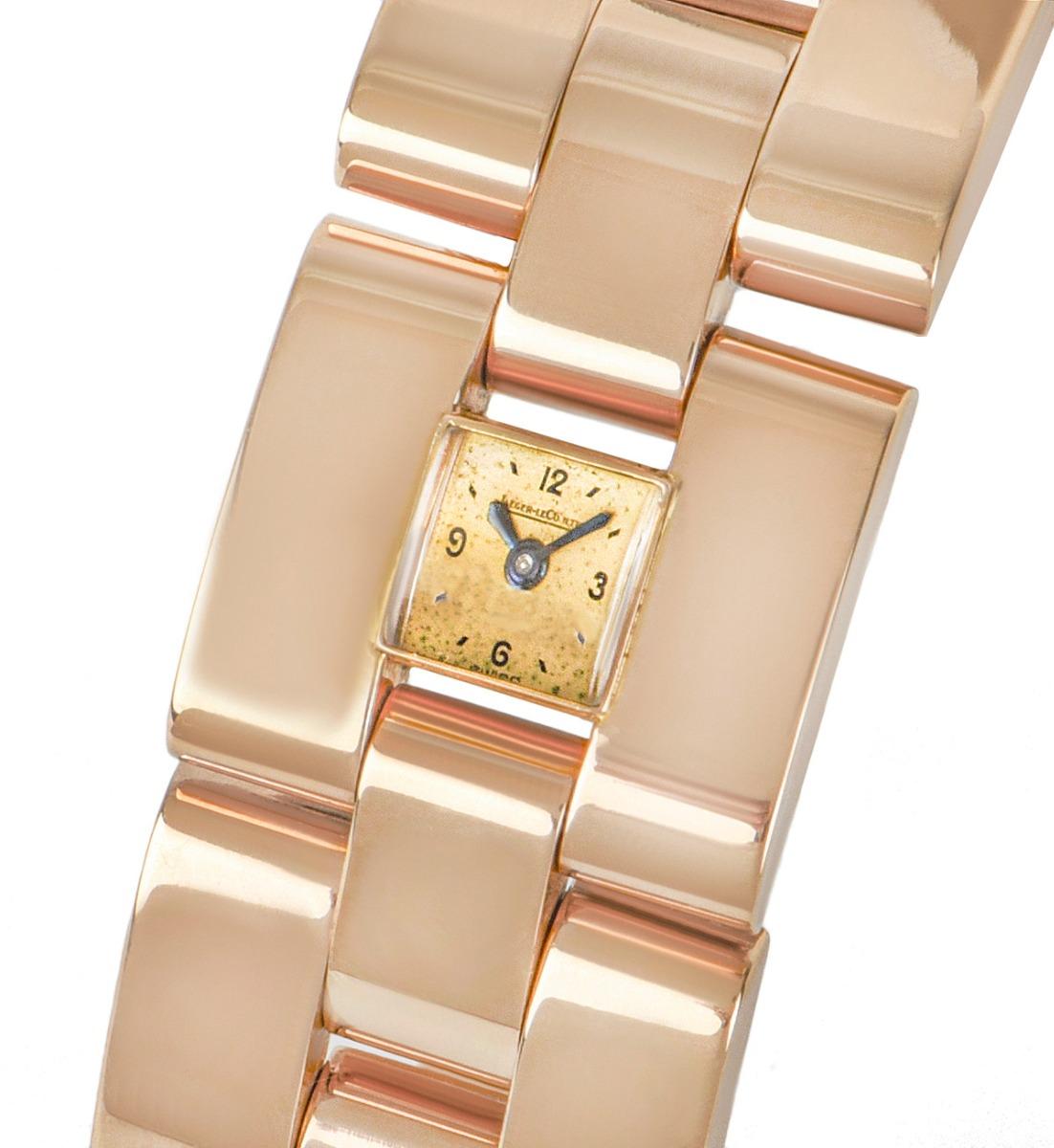 Jaeger LeCoultre Vintage Women's Dress Watch 18K Rose Gold Champagne Dial In Good Condition For Sale In London, GB
