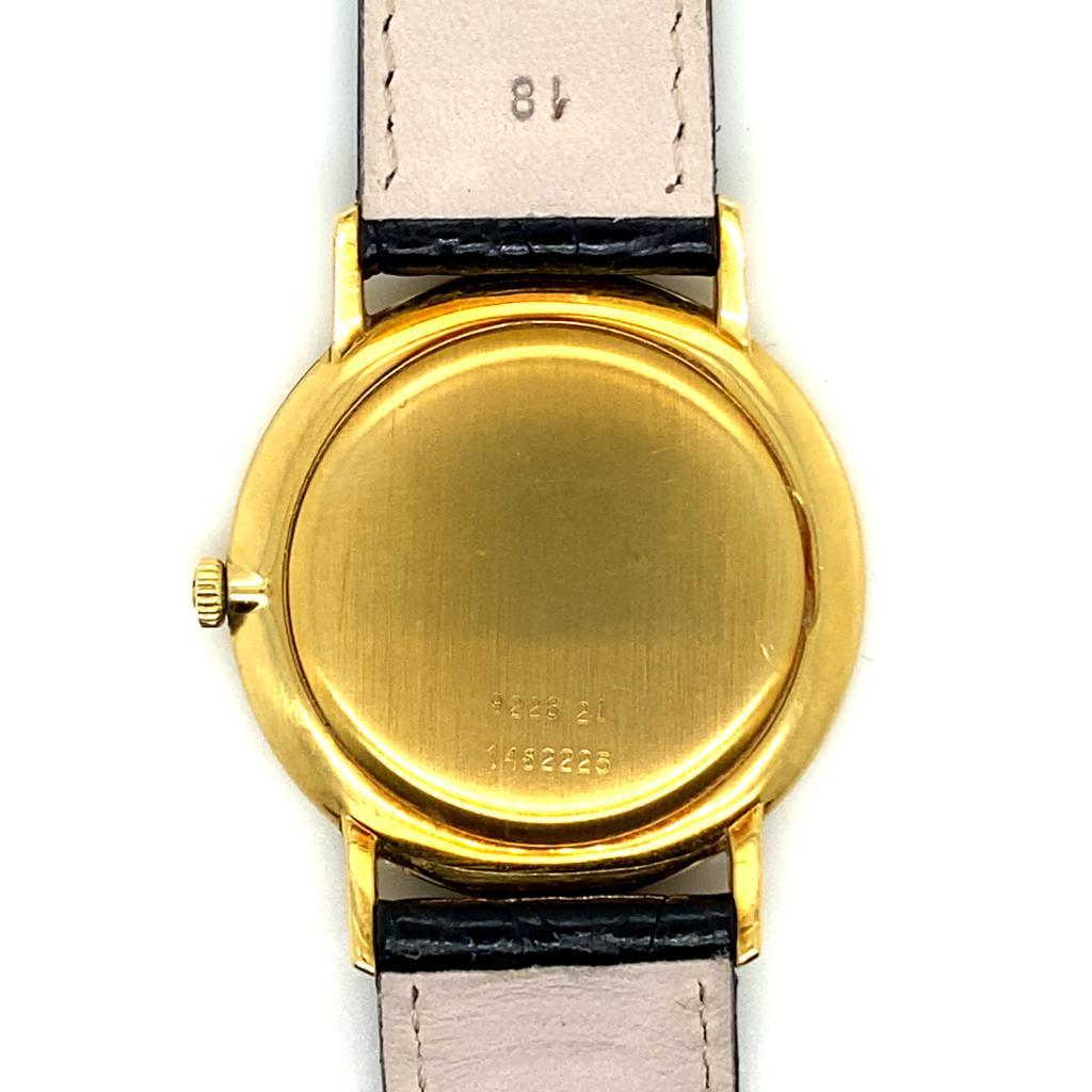 Women's or Men's Jaeger LeCoultre Watch 18 Karat Yellow Gold Manual Wind 922621 For Sale