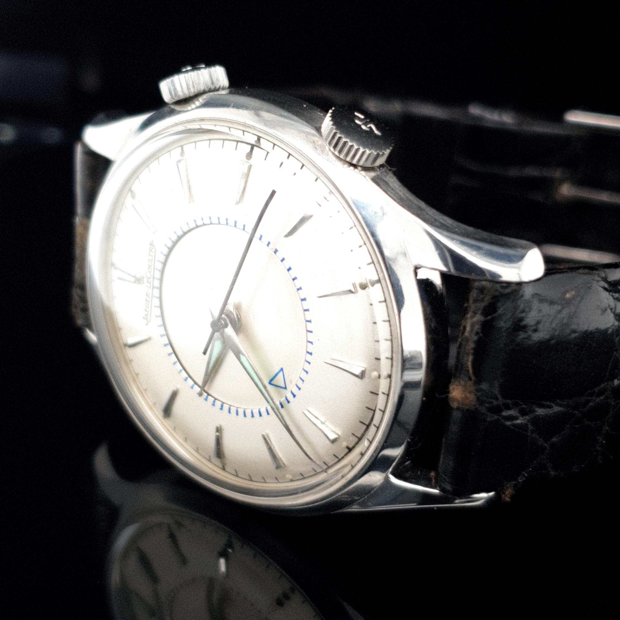 Jaeger-LeCoultre, Armband Alarm/ Memovox, Kaliber: P489/1, Uhrwerk Nr. 1067615 im Zustand „Hervorragend“ im Angebot in Antwerp, BE