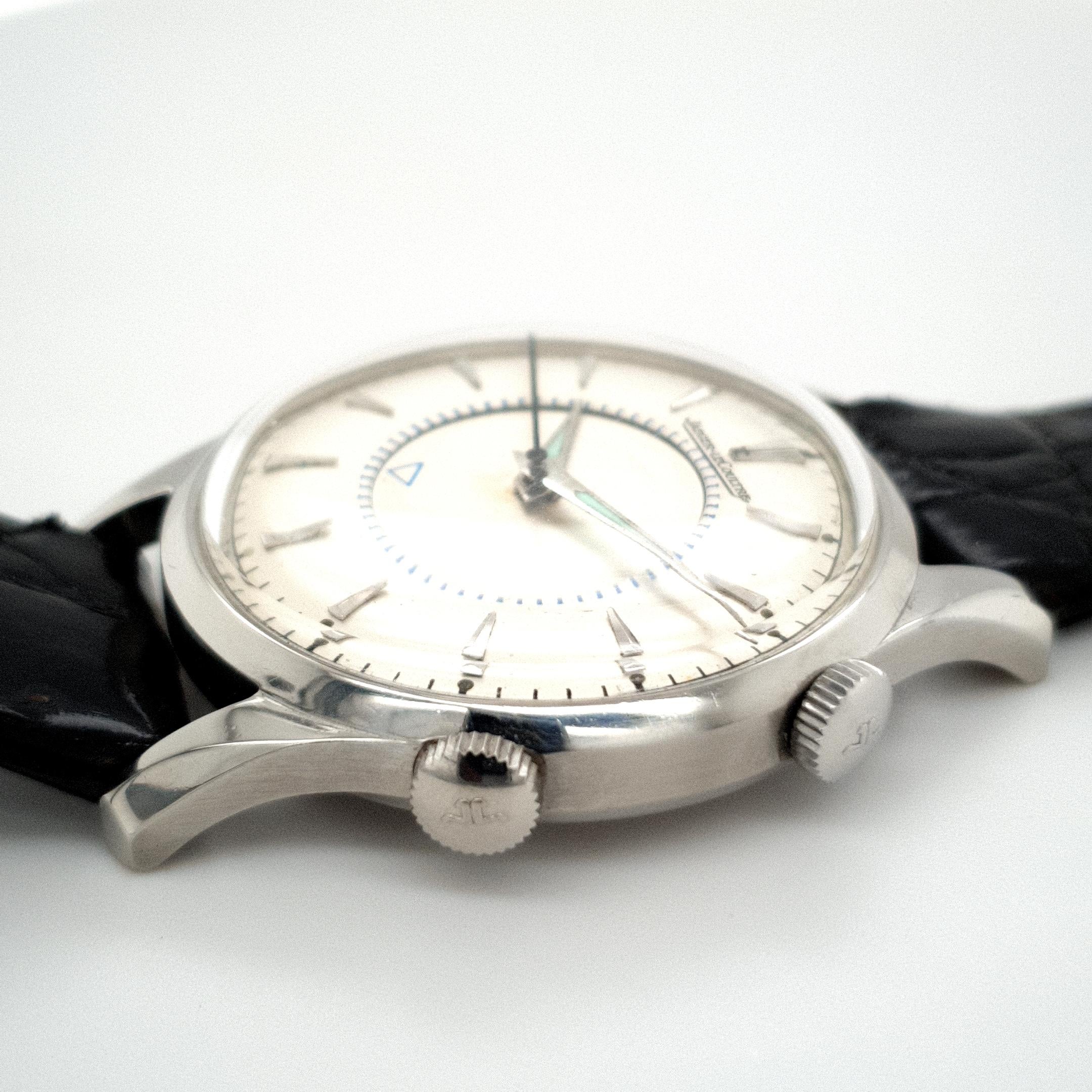 Jaeger-LeCoultre, Wrist Alarm/ Memovox, Caliber: P489/1, Movement Nr. 1067615 In Excellent Condition For Sale In Antwerp, BE