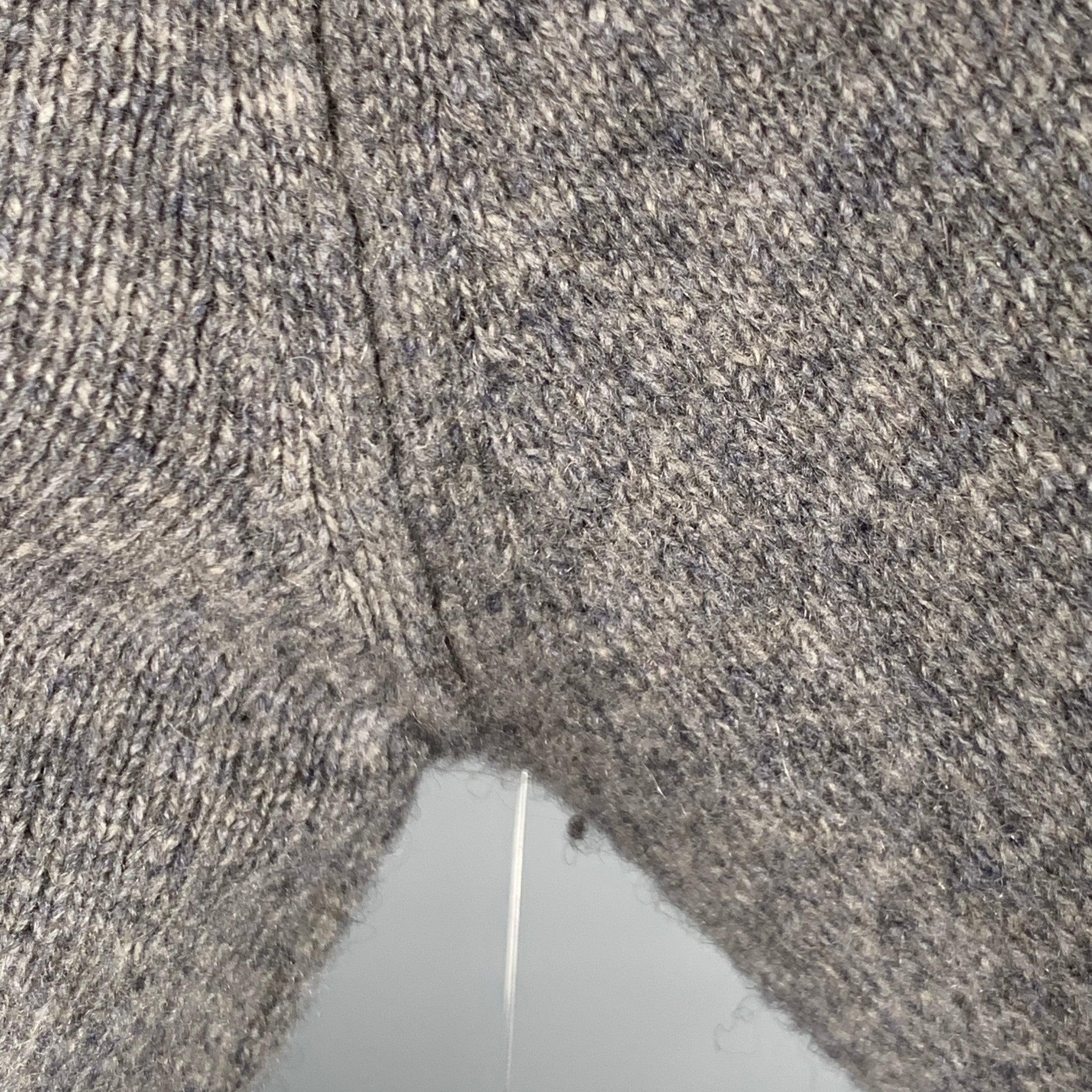Women's JAEGER Size M Grey Cream Cashmere Diamond V-Neck Cardigan For Sale