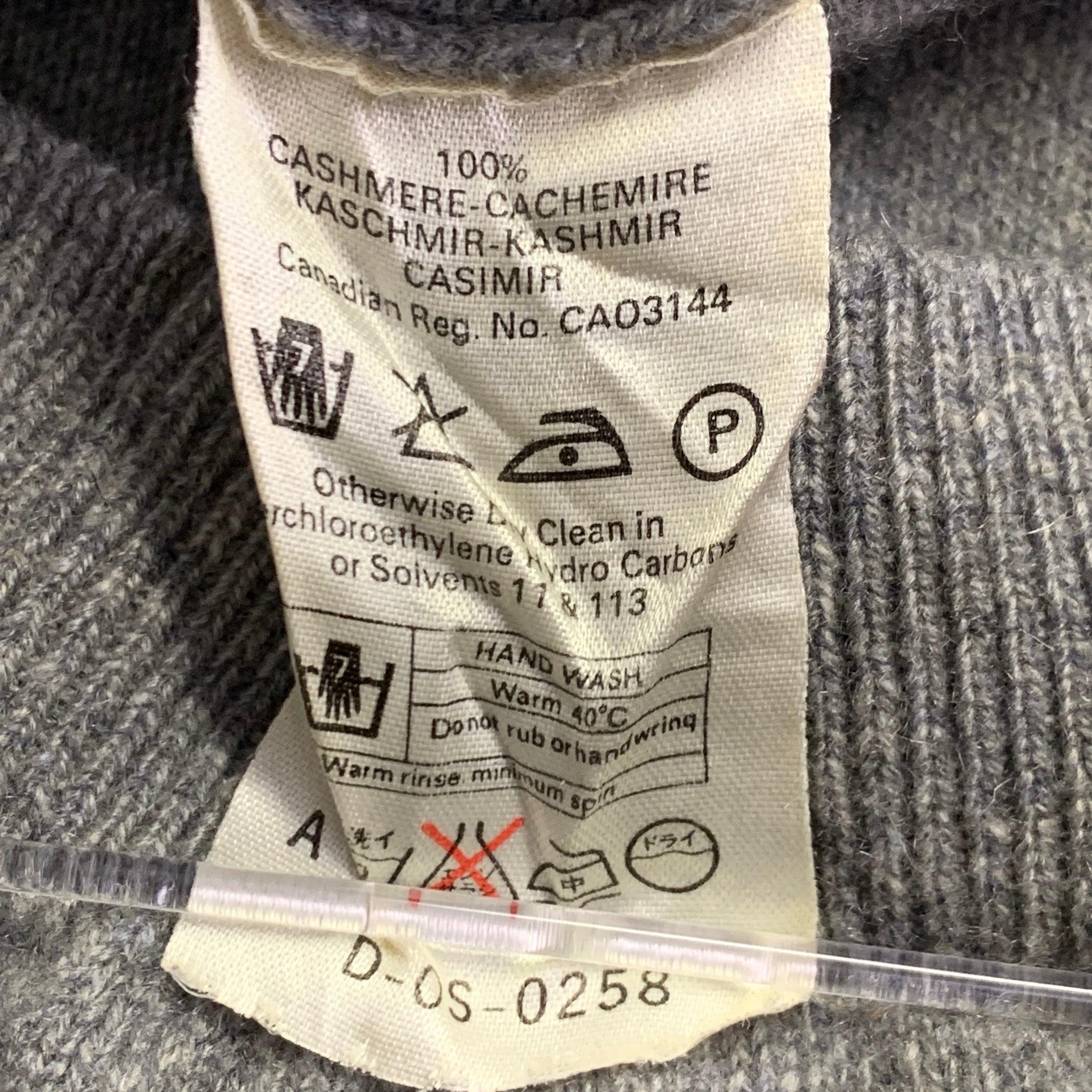 JAEGER Size M Grey Cream Cashmere Diamond V-Neck Cardigan For Sale 2