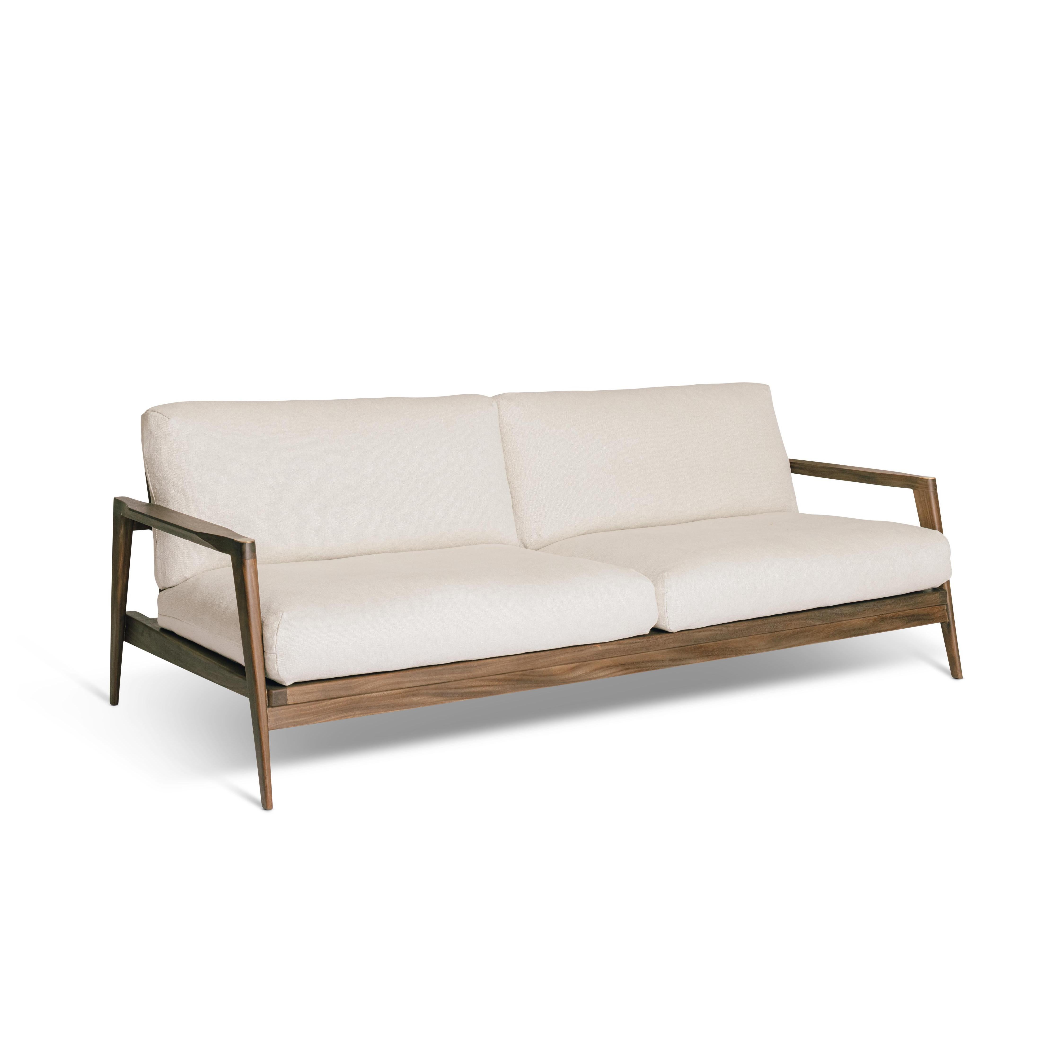 Some pieces are loud and clear about their unique and distinctive nature, but others only reveal their excellence upon a considered glance and a moment of contemplation. The subtle contours of the solid Nedun timber frame provide a restful form that
