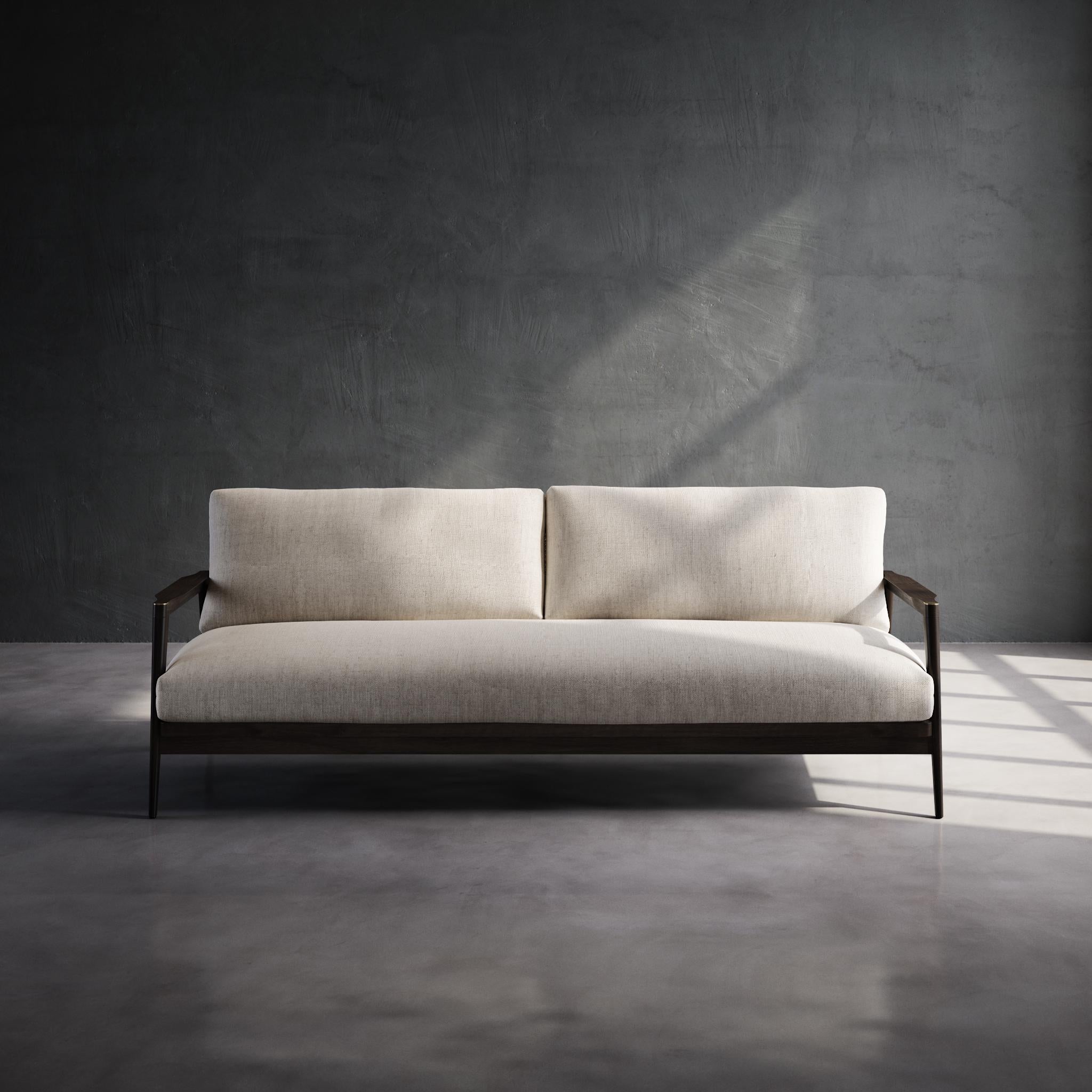 XXI secolo e contemporaneo Jaffna Sofa, Mid Century Modern Style, Linen, Rattan, Nedun Solid Wood in vendita