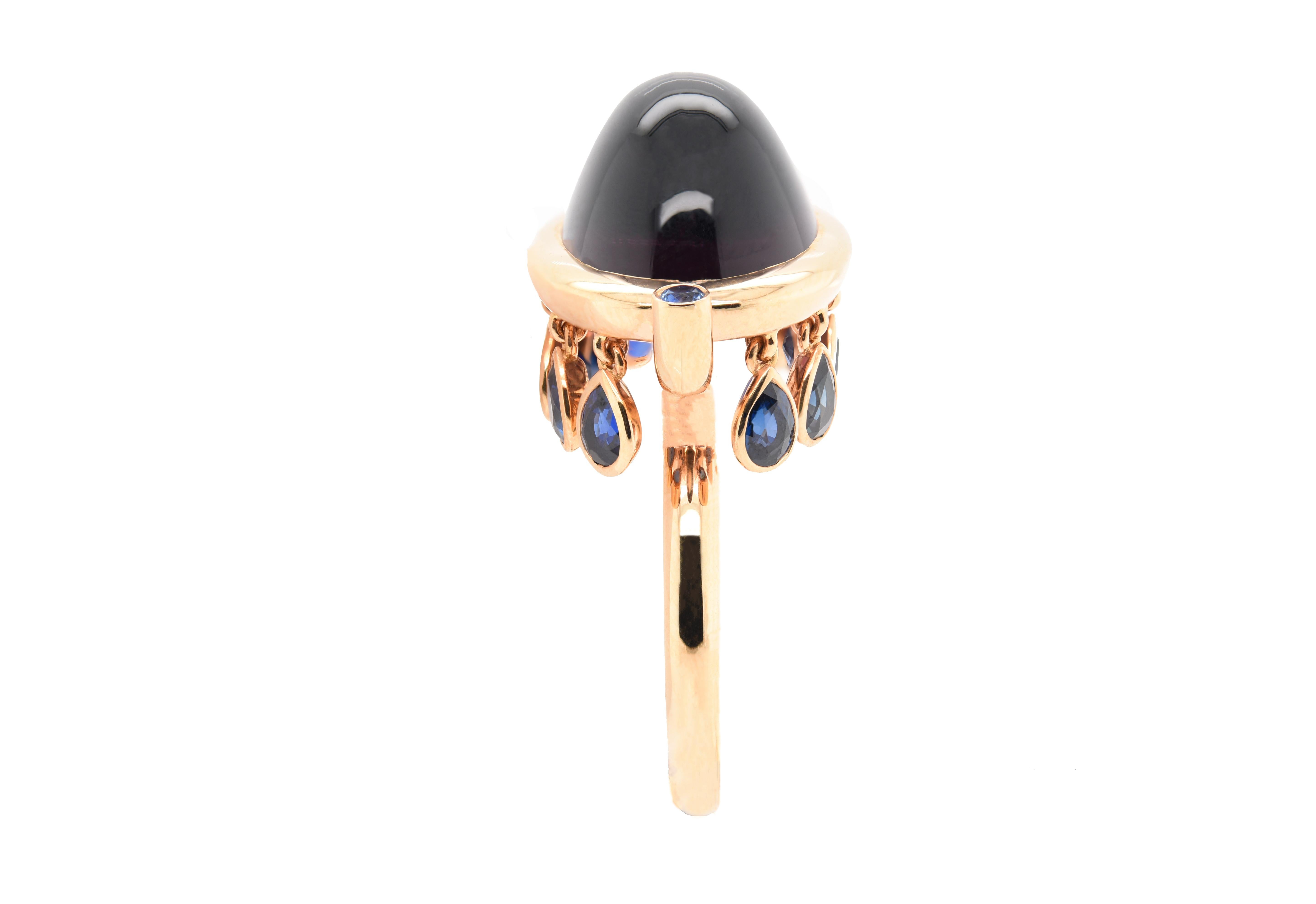 JAG New York Oval Amethyst Ring with Briolette Drops in 20 Karat Yellow Gold For Sale 1