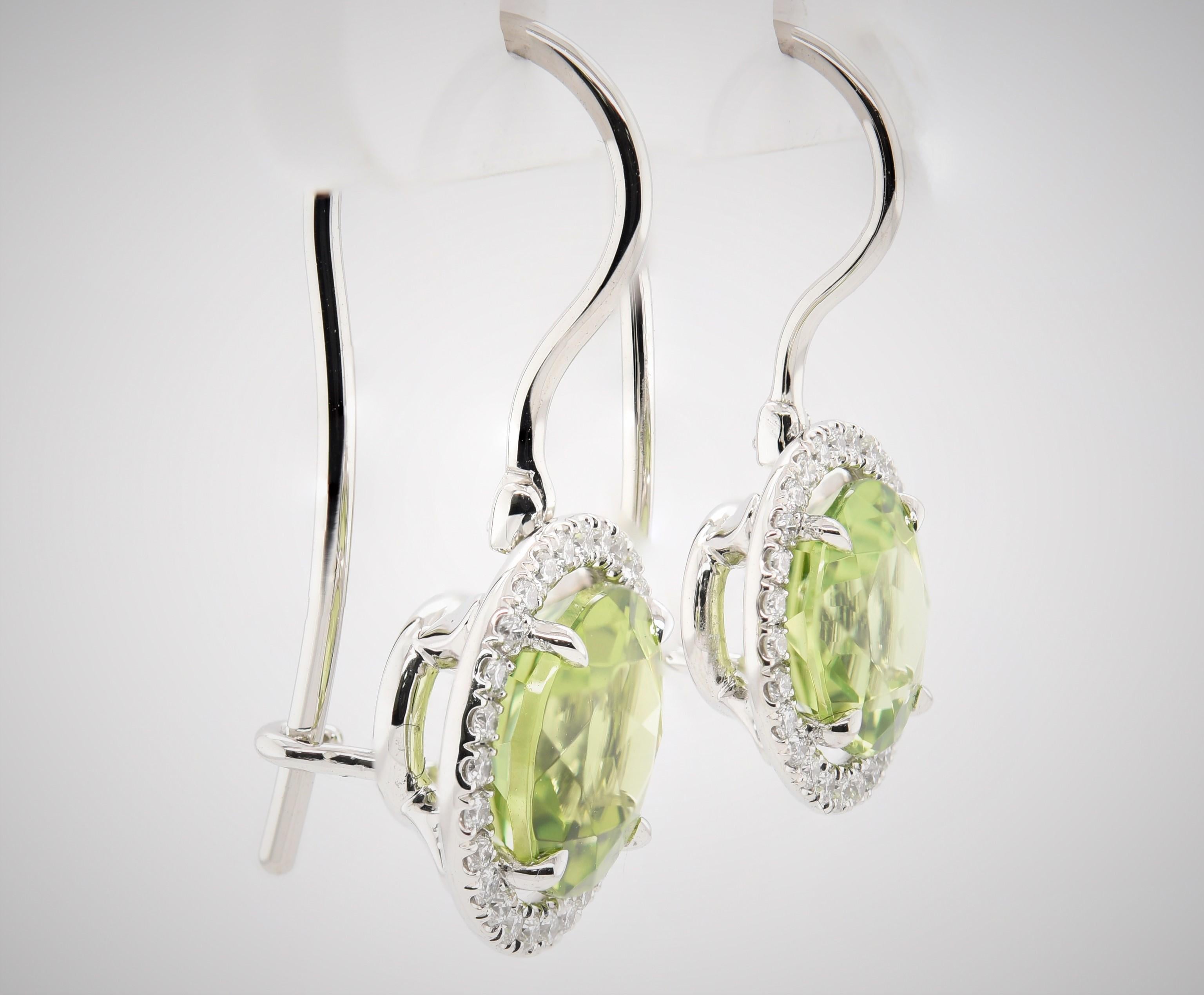 Round Cut JAG New York Peridot and Diamond Halo Earrings in Platinum For Sale