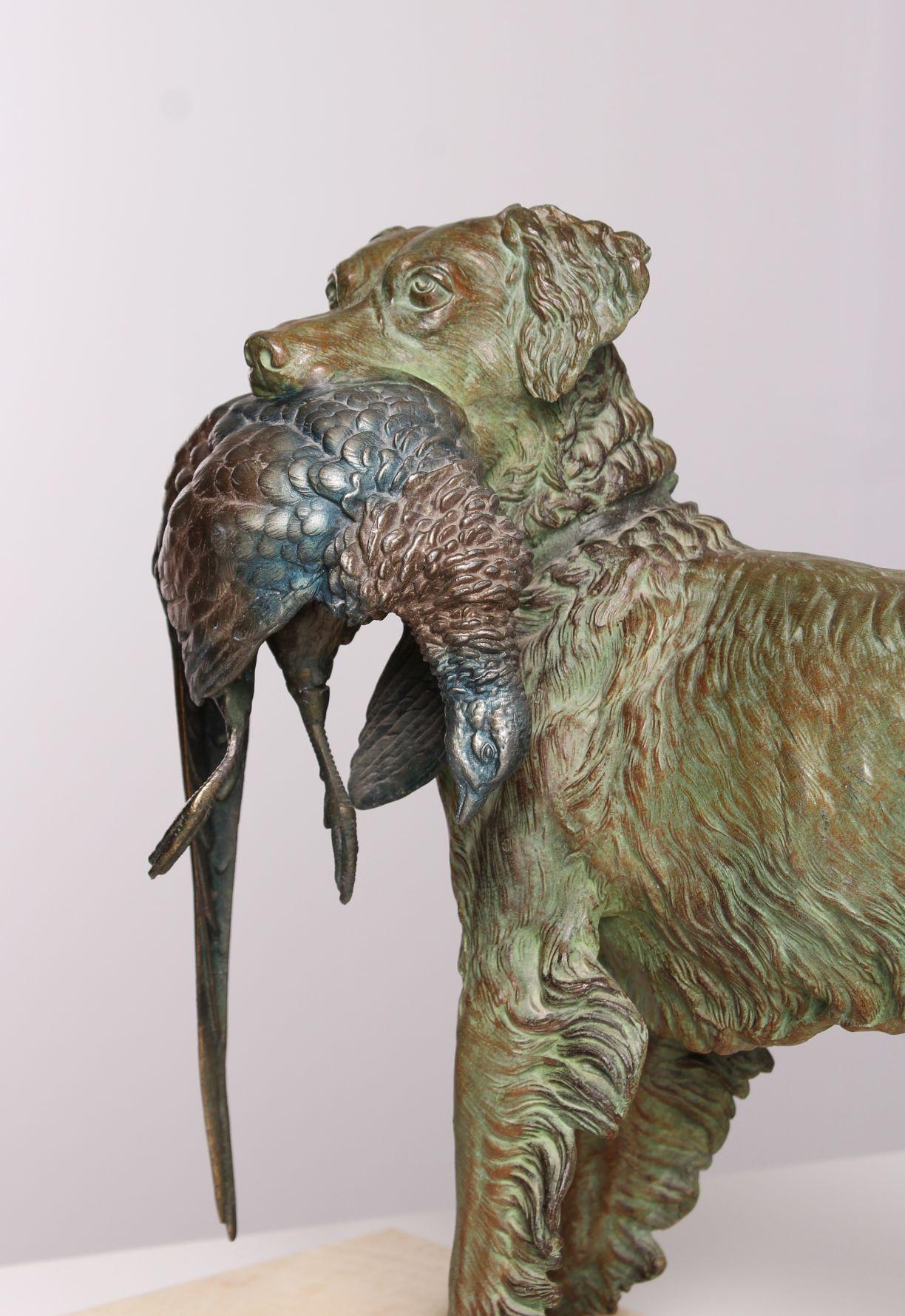Jagdhund, Spaniel mit Fasan, Skulptur von Jules Moigniez, frühes 20. Jahrhundert Bon état - En vente à Greven, DE