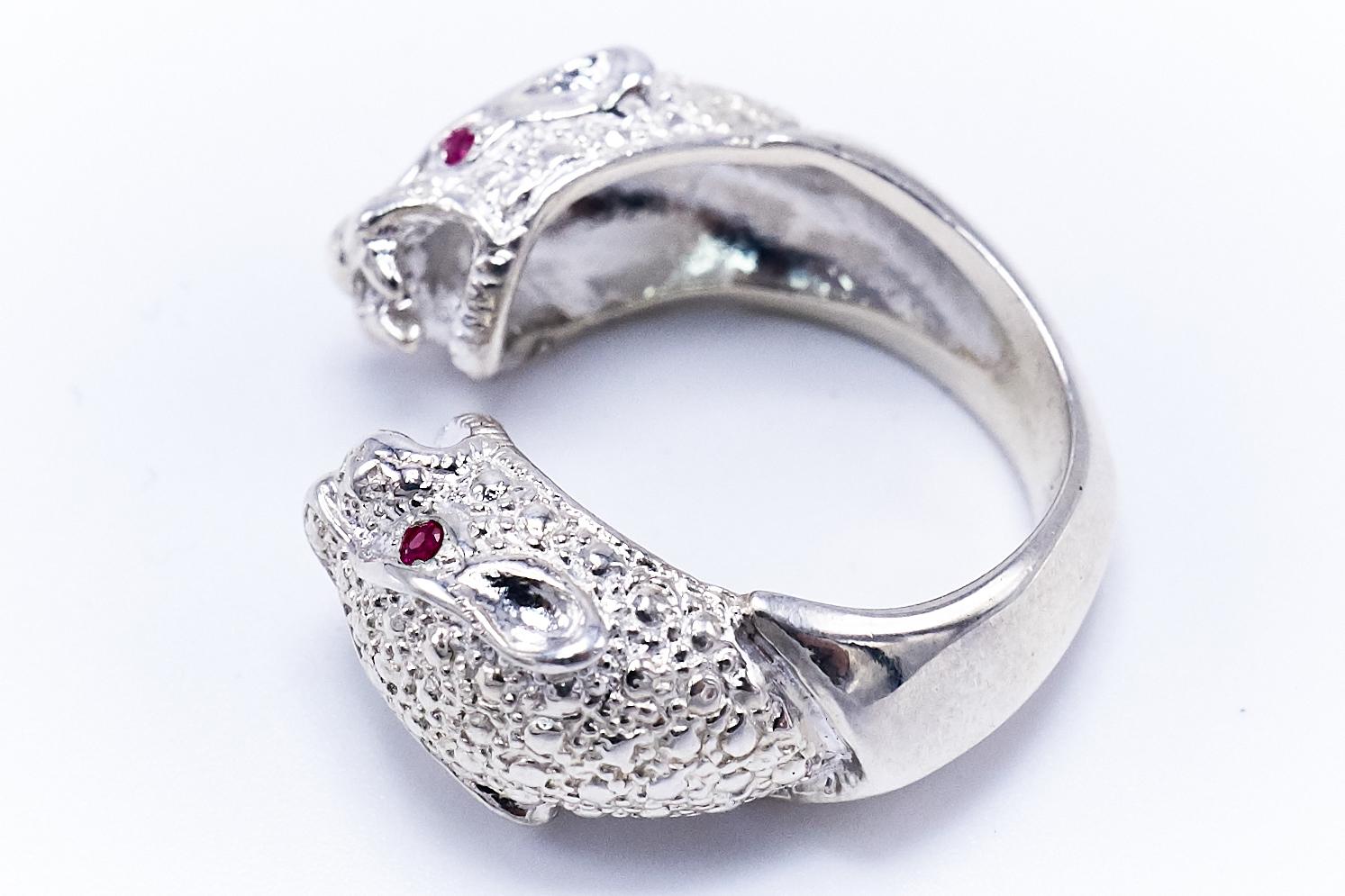 Contemporain Bague Jaguar à double tête rubis en vente