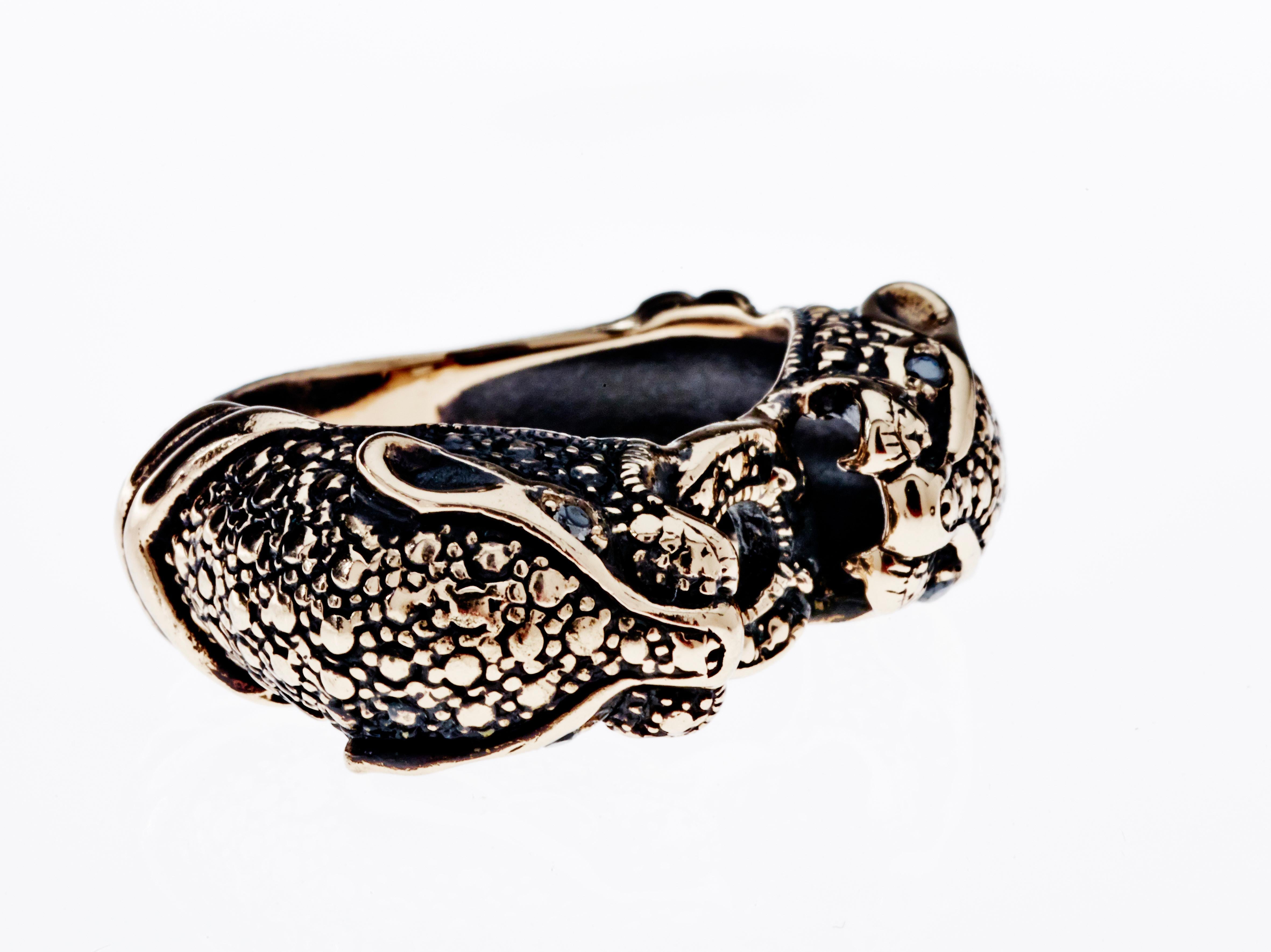 Contemporary Jaguar Ring Black Diamond Gold Animal Jewelry For Sale