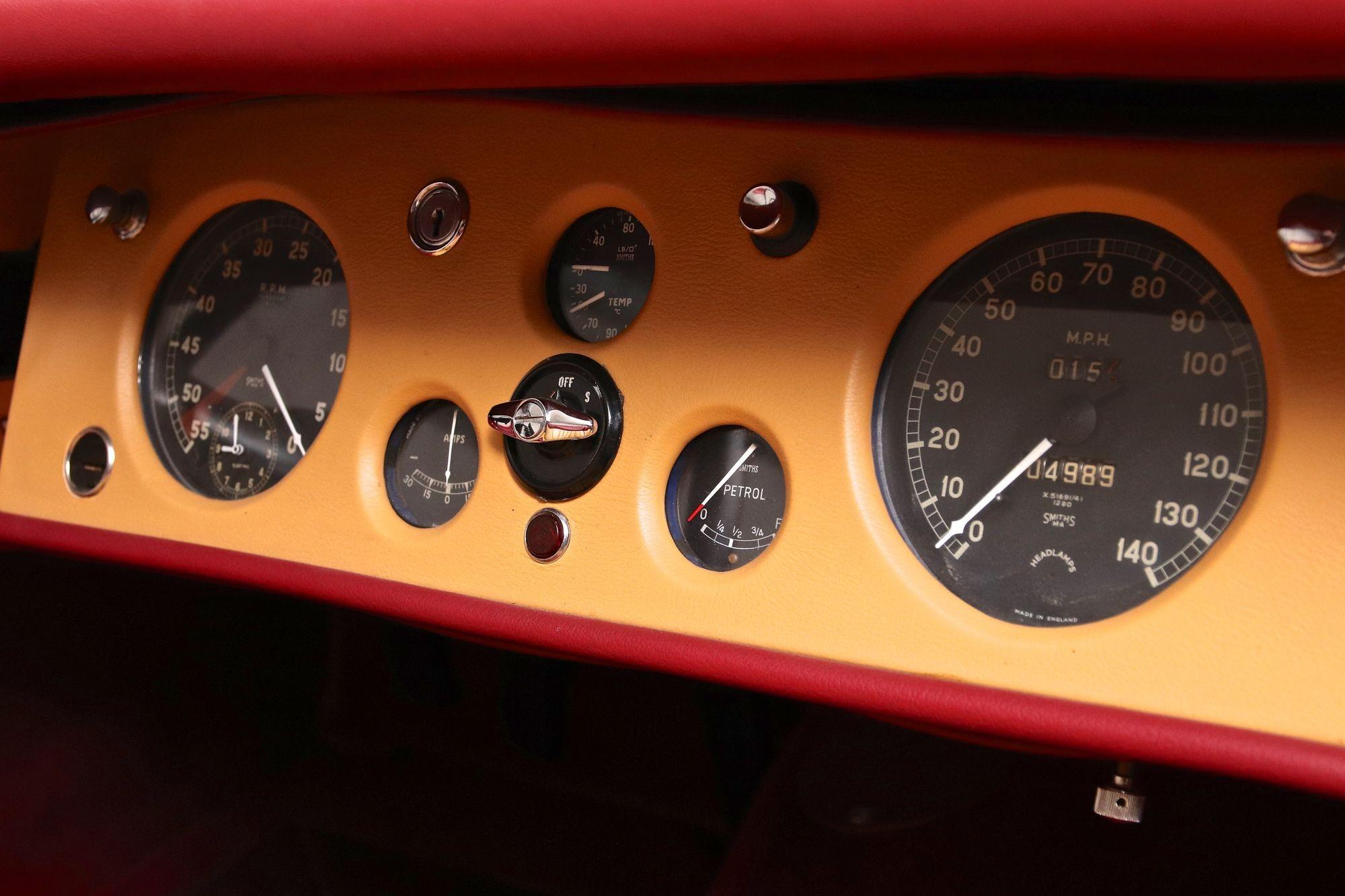 Jaguar XK 120 Roadster 1950, collection rare, état A+, avec op. expert en vente 10