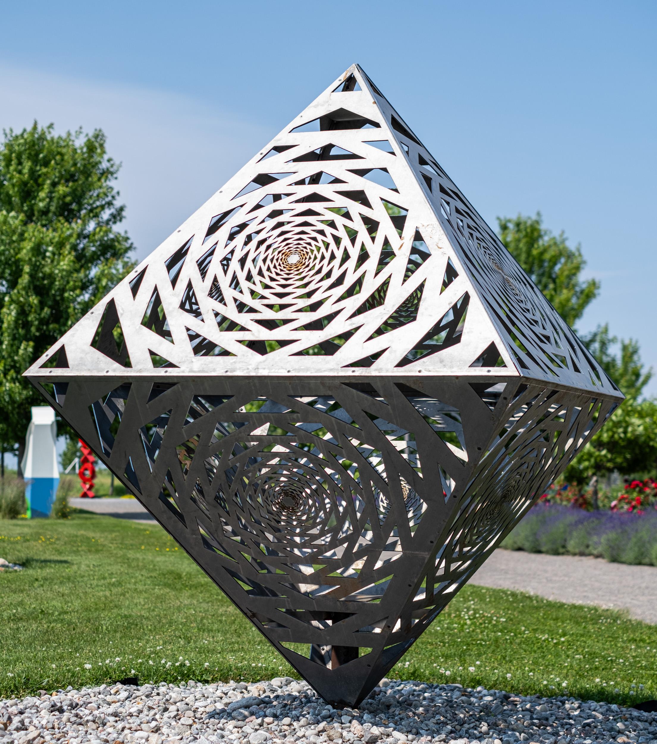 Areo - grande scultura geometrica astratta, contemporanea, in acciaio dolce, da esterno - Sculpture Contemporaneo di Jah Qube