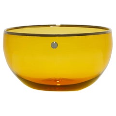 JAI amber bowl with platinum rim and hematite stone, by Giberto Venezia