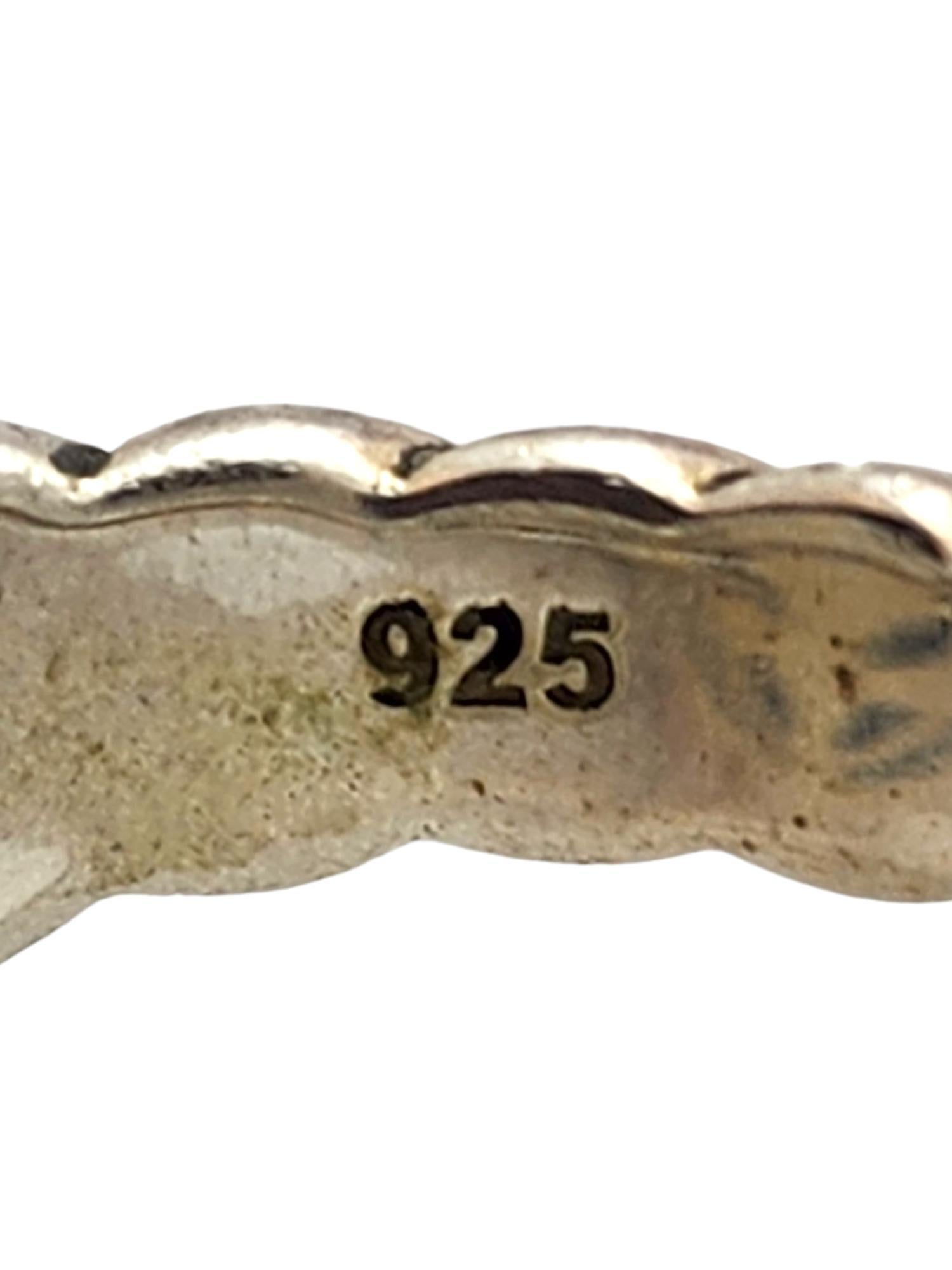 JAi John Hardy Sterling Silver Oval Hammered Ring Size 7 #18376 In Good Condition In Washington Depot, CT