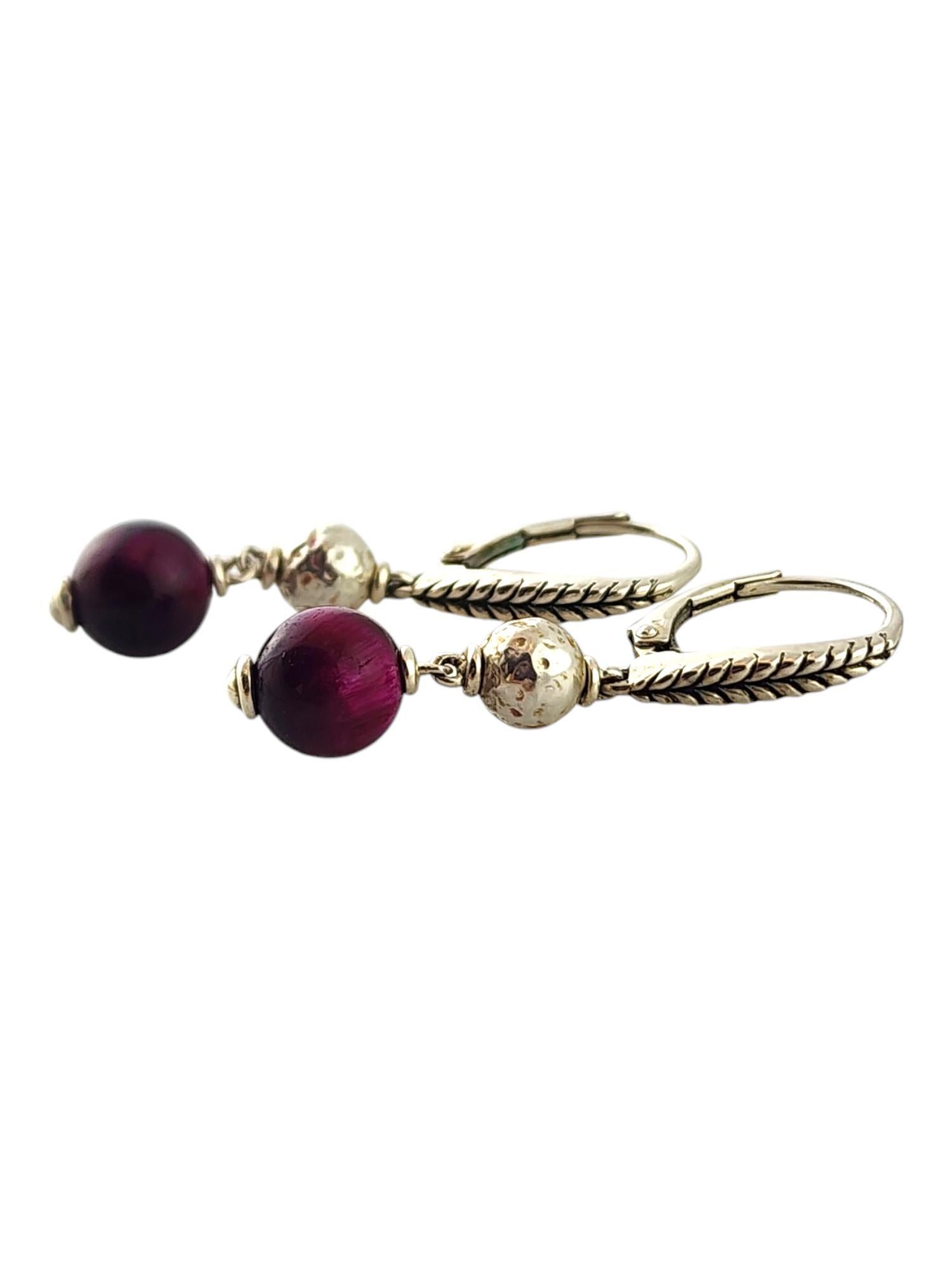 JAi John Hardy Sterling Silver Pink Bead Dangle Earrings

This gorgeous set of earrings by JAi John Hardy were meticulously crafted from sterling silver with 2 beautiful pinkish purple dangling beads!

Size: 38.38mm X 8.10mm X 8.10mm

Weight: 2.82